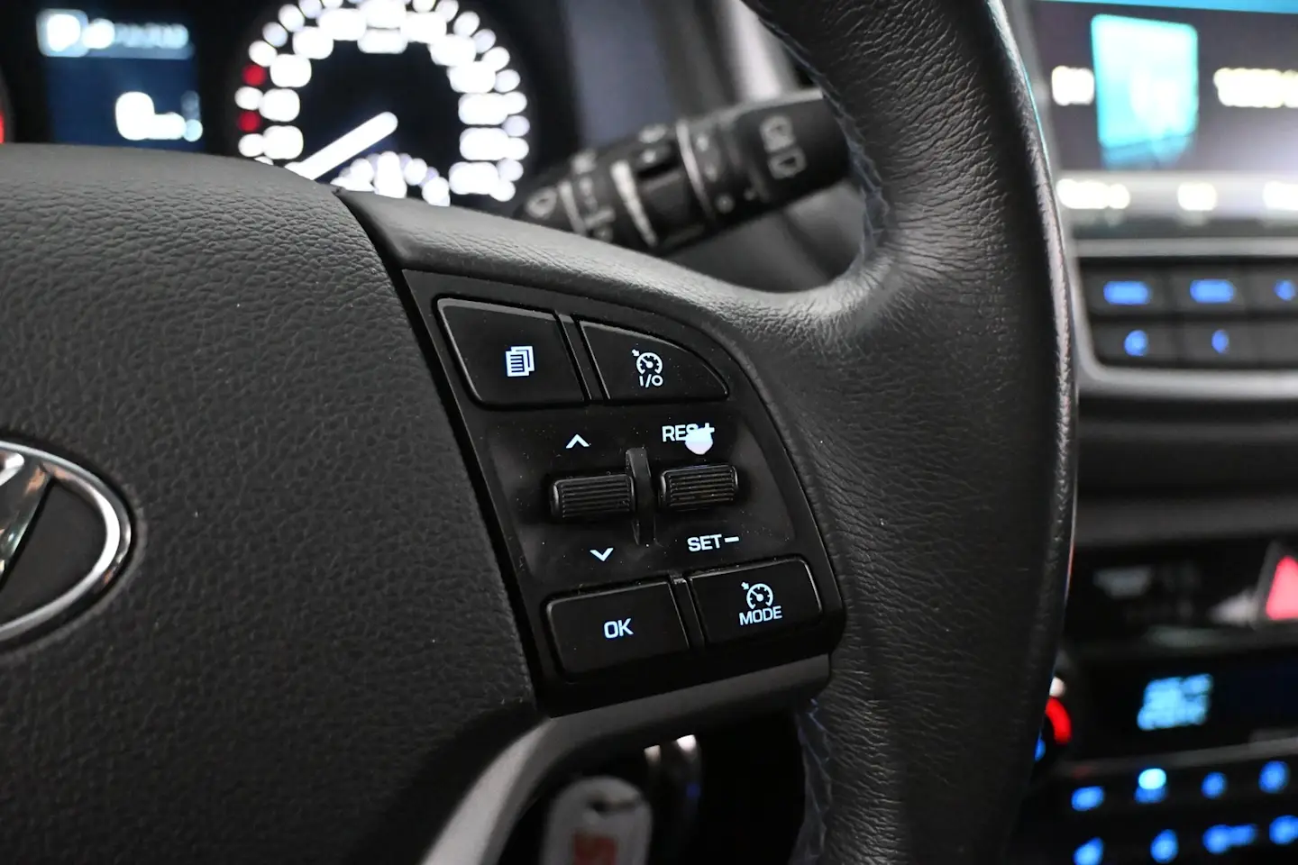 Car Image - nwXgCT8xKAvKT6cMGoOJl
