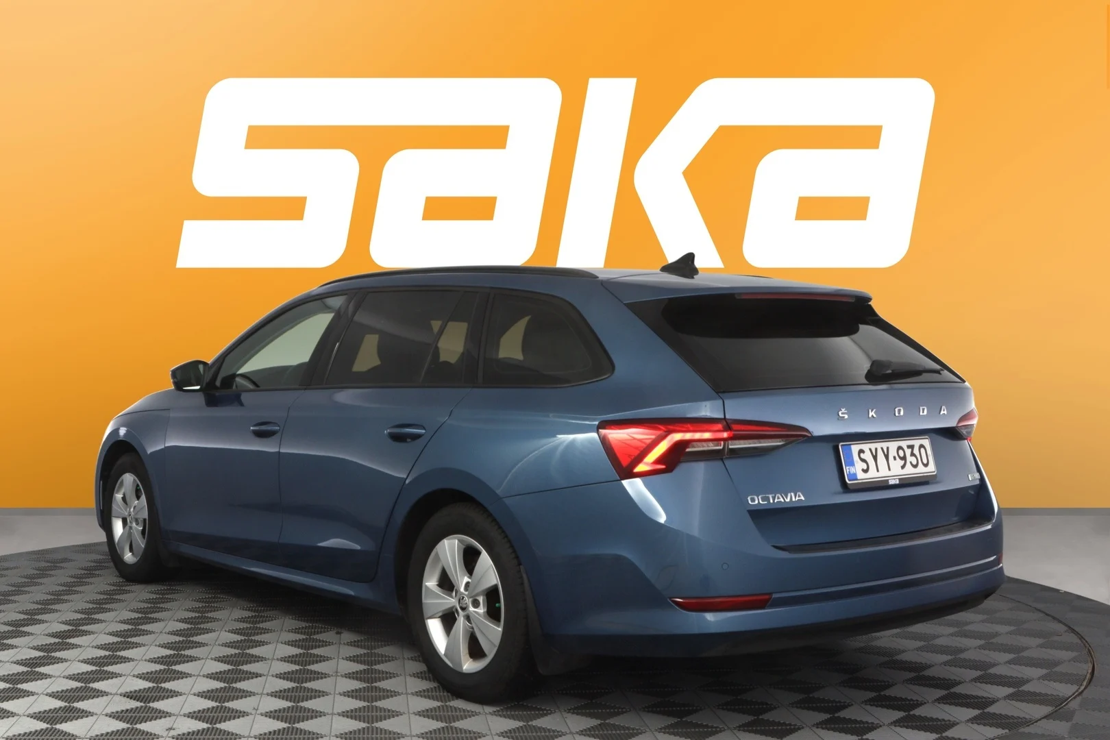 Car Image - 4kB5KtmDErH6pxJdoiCUKO