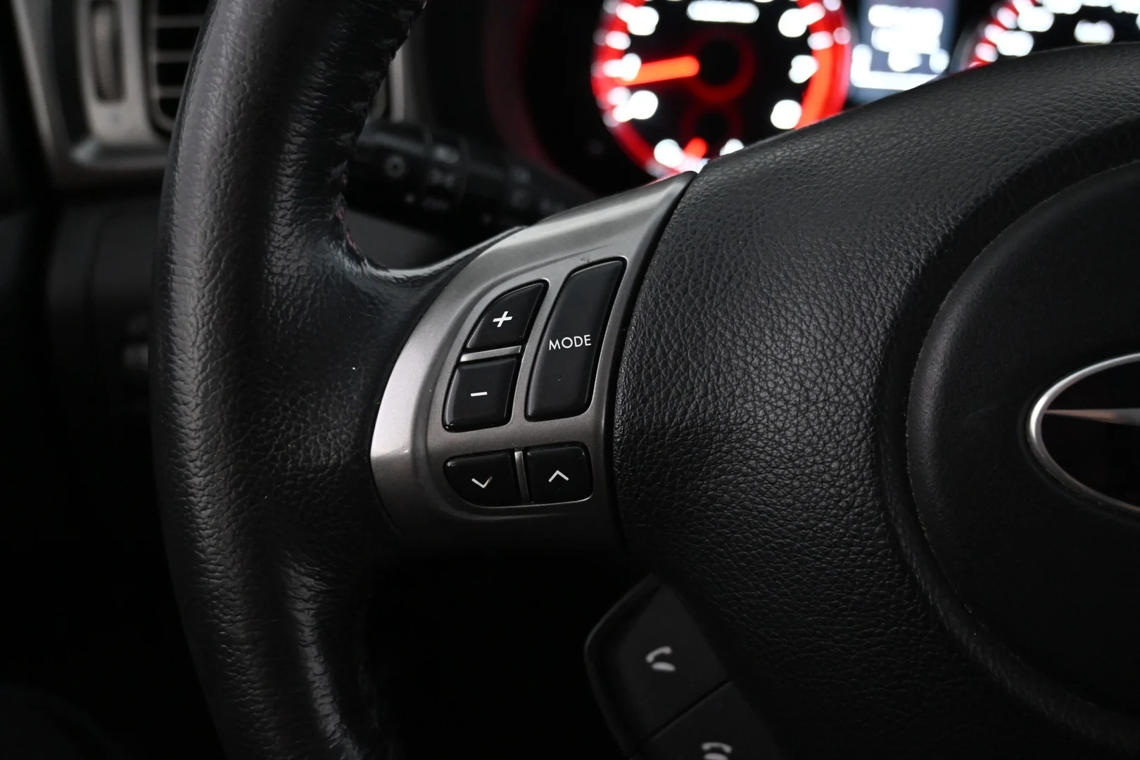 Car Image - 4FyBTyV4ytKVxCUTx2DJrL