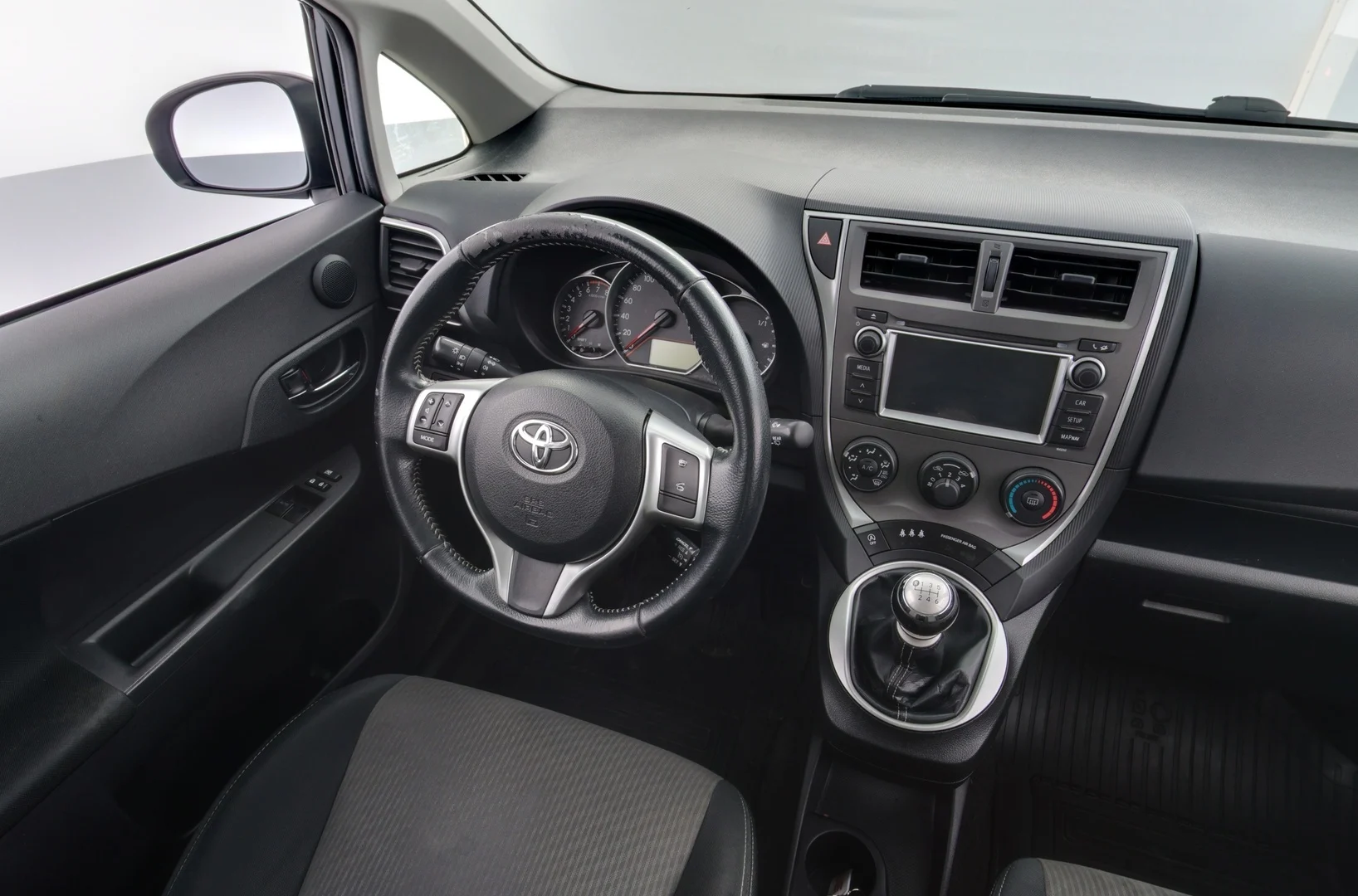 Car Image - 5sy2Y6h0zJBFmYIccfZtfN