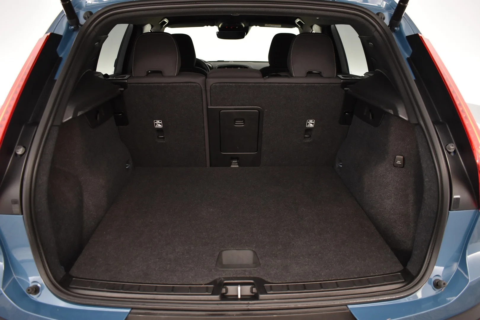 Car Image - 2qeutaSoctU8mbhDh9FT82