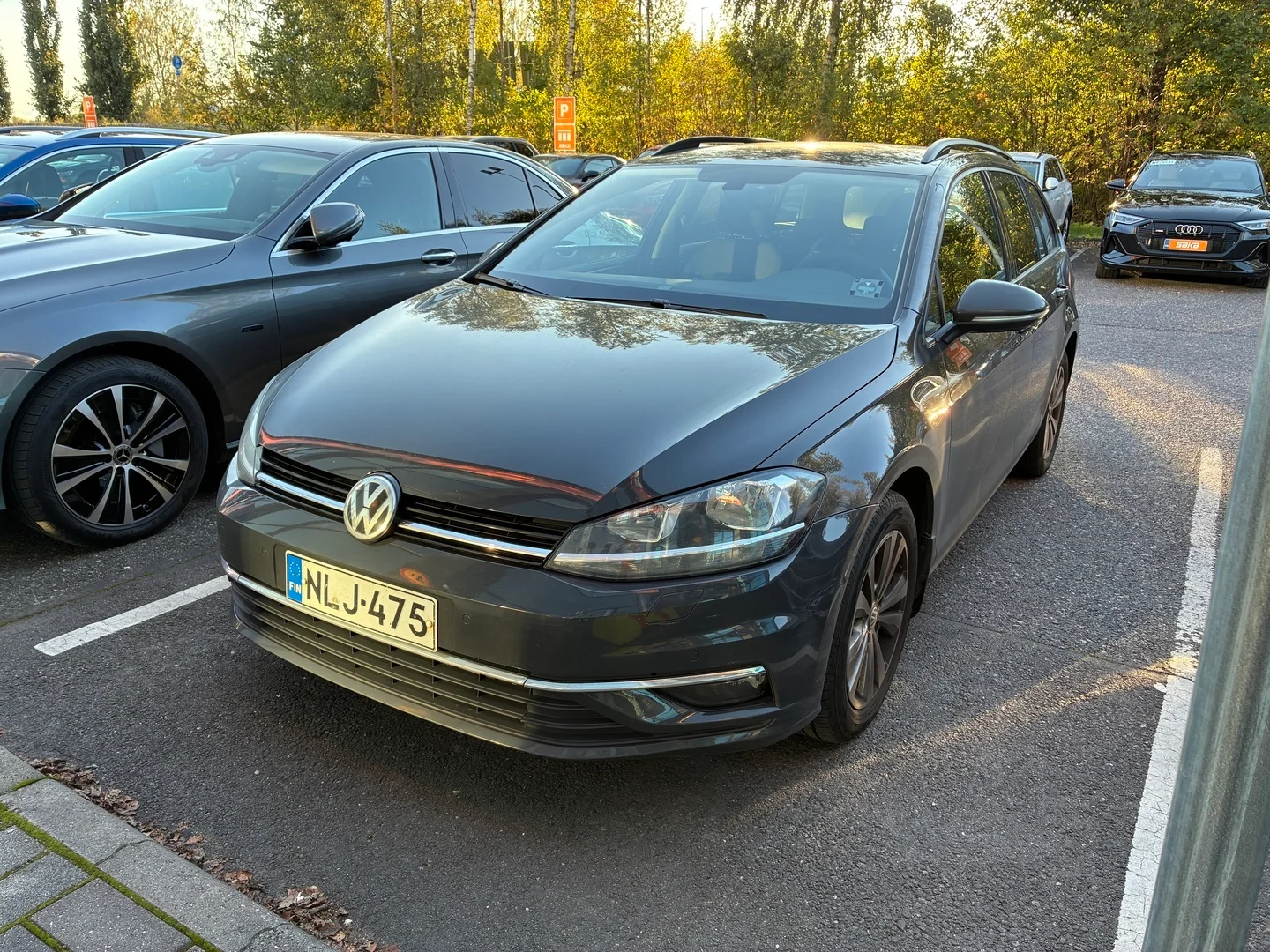 Car Image - QMNTHptfuSUTXvAmlbacQ