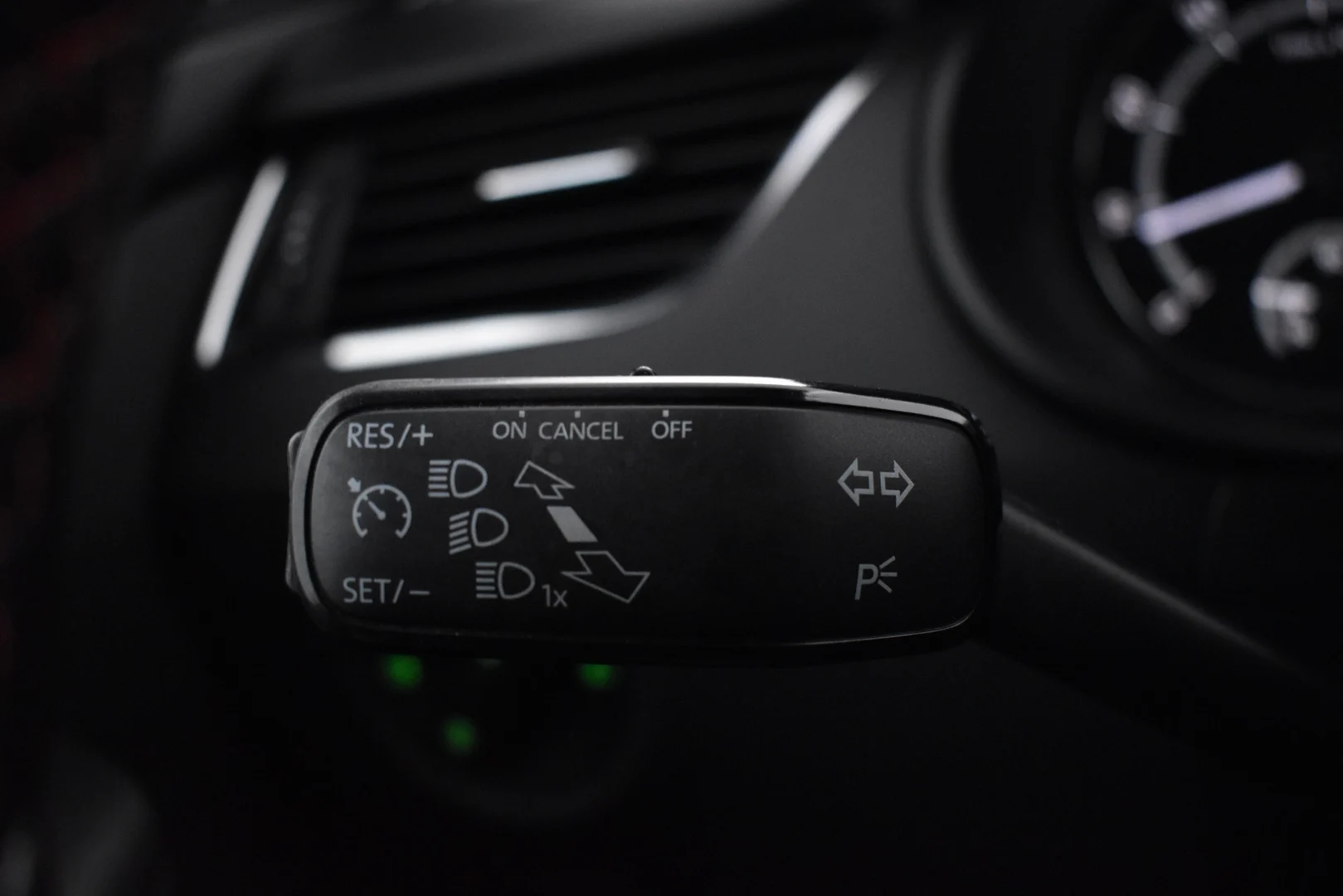 Car Image - 4llHYZdm17tVFqPMesOGnv