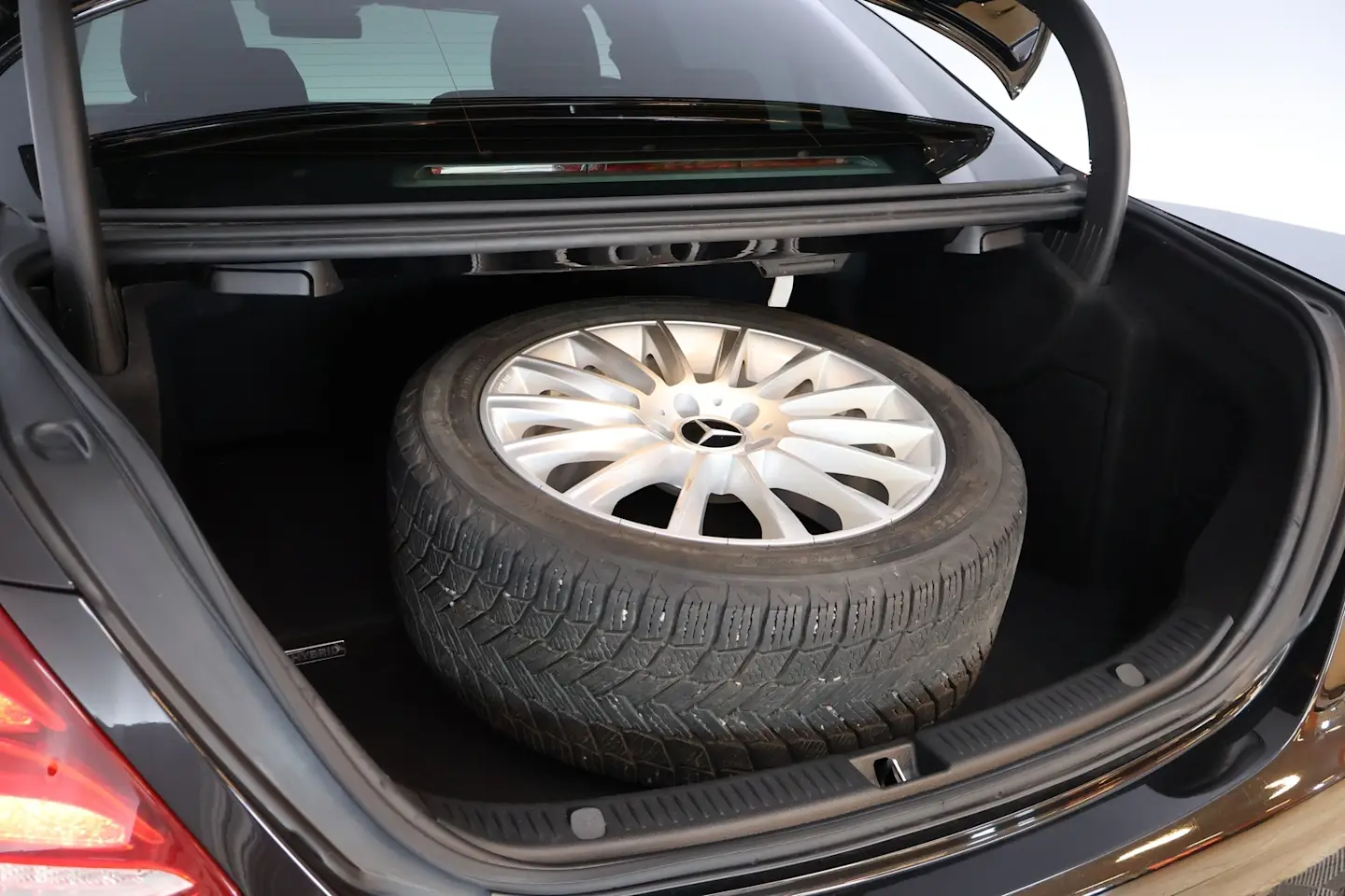 Car Image - 4Ncl7J2RXruZazxtrIAu7g