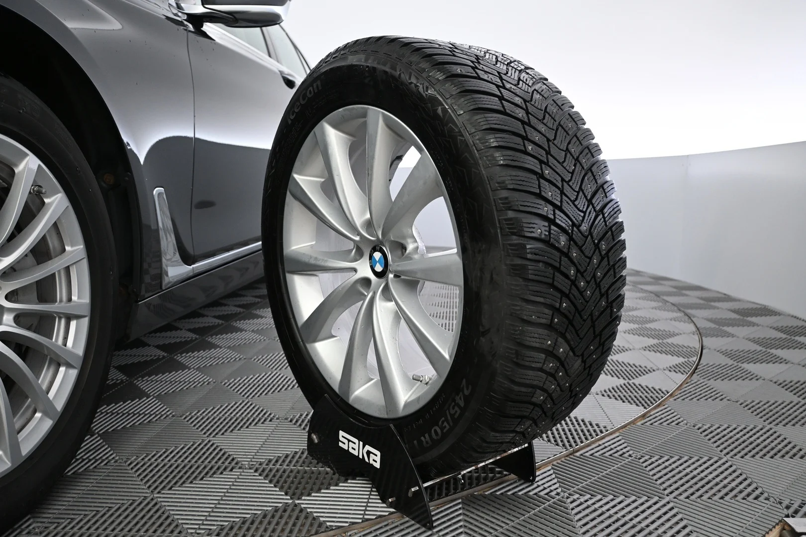 Car Image - 6cTGyyIKMGDy5jkJbdsECV