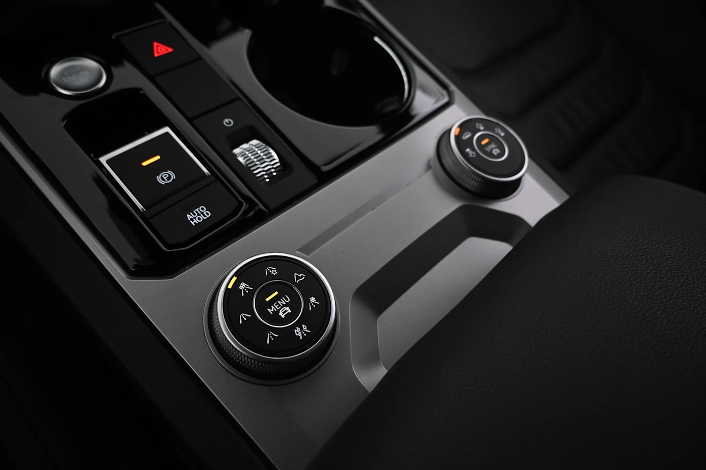Car Image - xIbrs6Aqvi6sP9Q4q5UVr