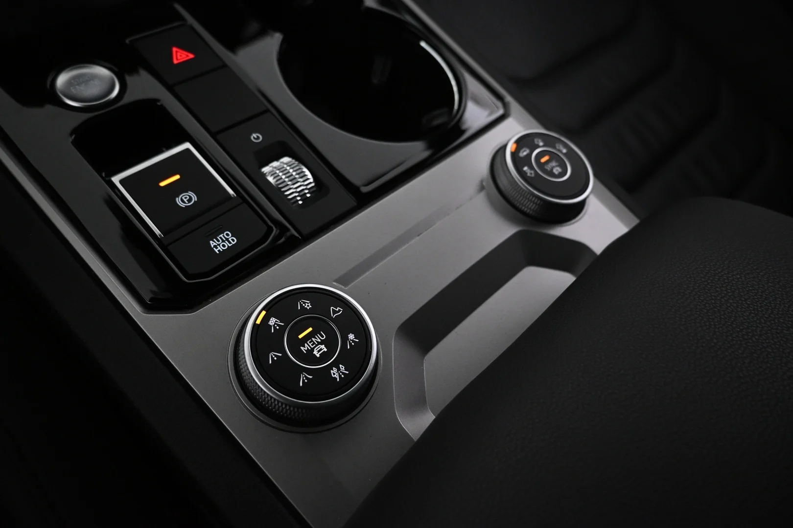 Car Image - xIbrs6Aqvi6sP9Q4q5UVr