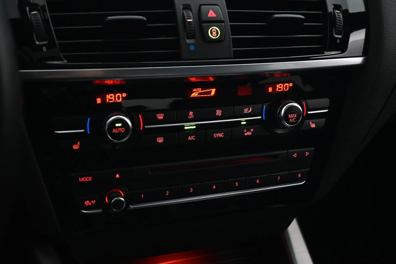 Car Image - 4TrngGUlgKljyFtzqt4HdW
