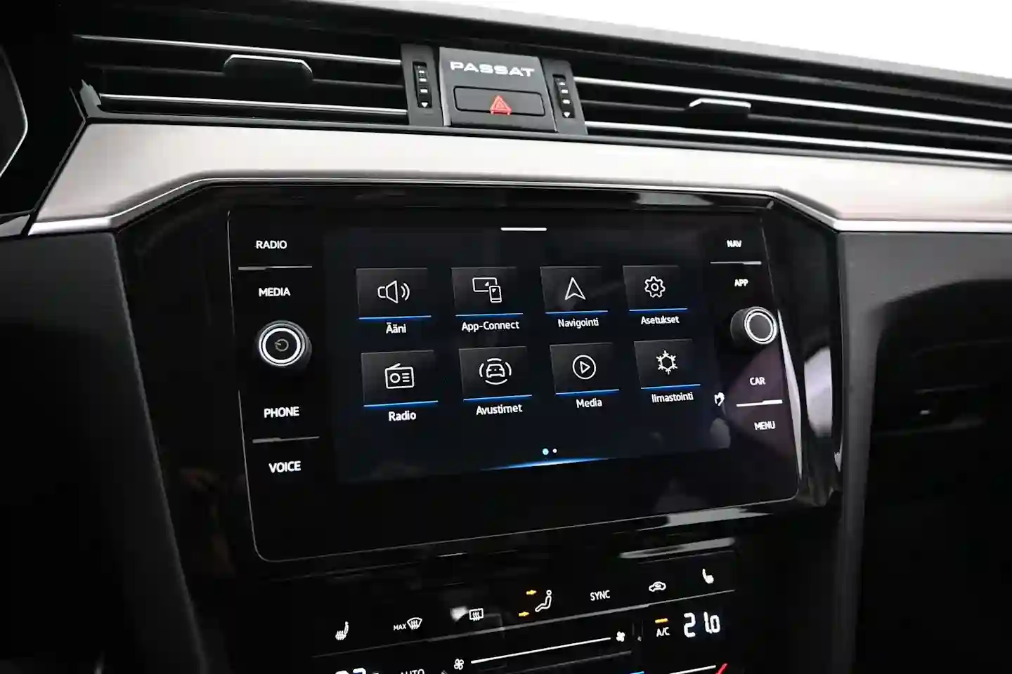 Car Image - 2JTnEZYd6C6Beq0T0ynYla