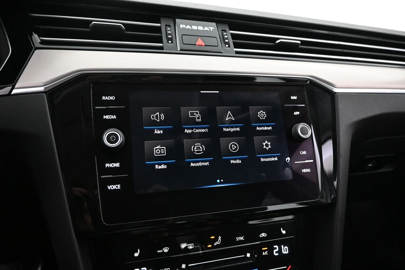 Car Image - 2JTnEZYd6C6Beq0T0ynYla