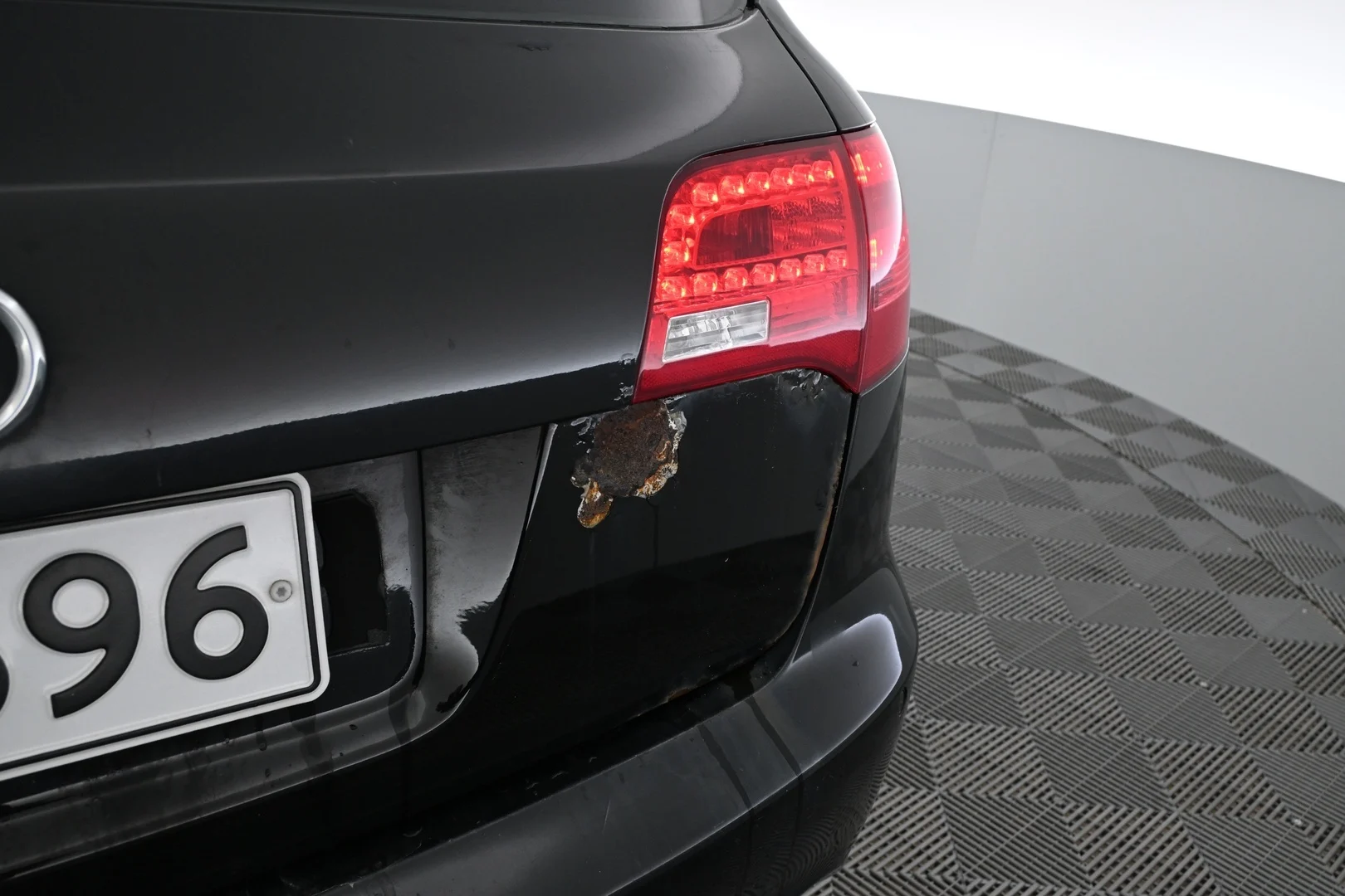Car Image - 6QY0sxa5MjaTUbjuTIXbFM