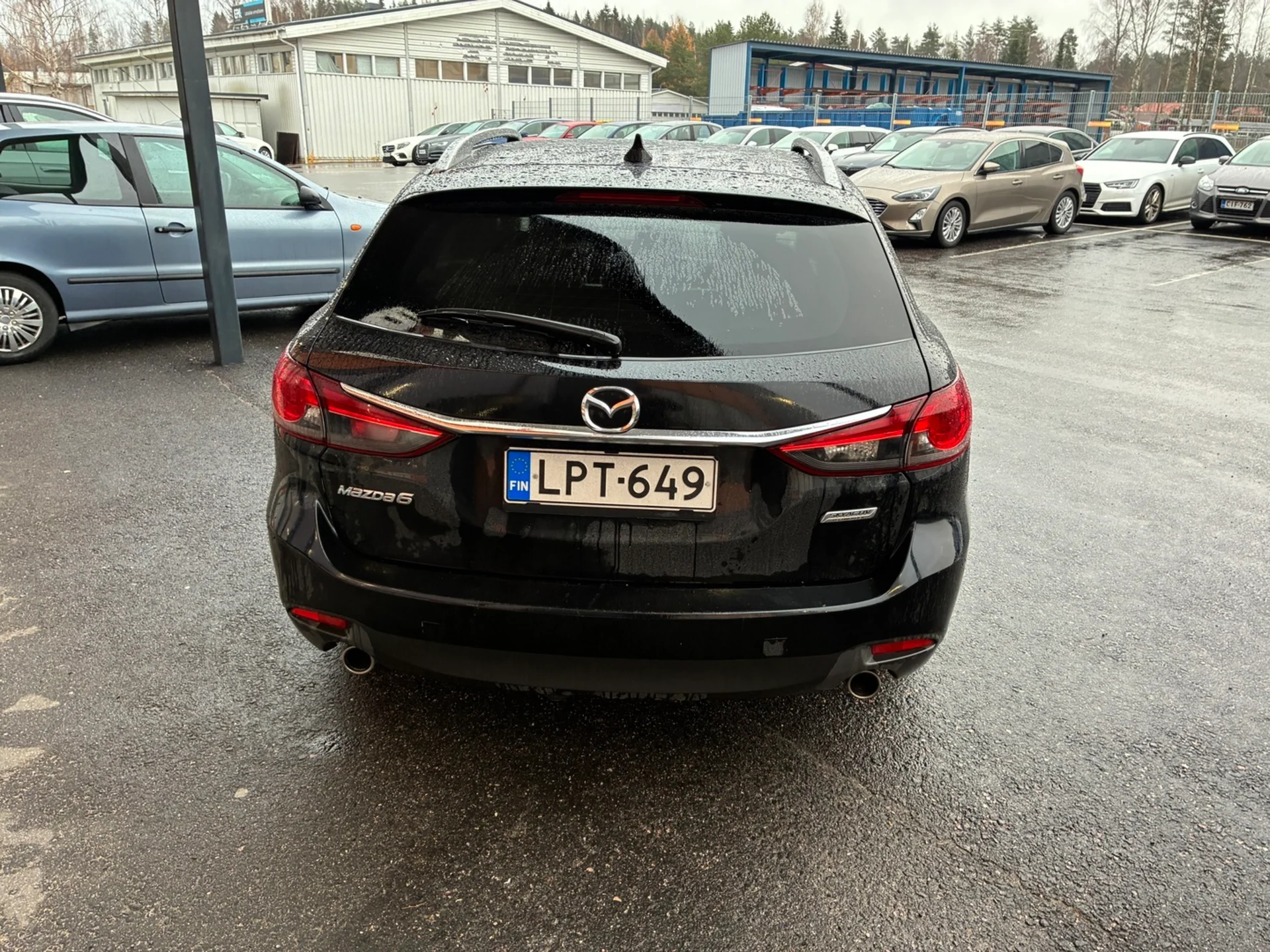 Car Image - 1QKH5SEw0i70pg6DaOl14H