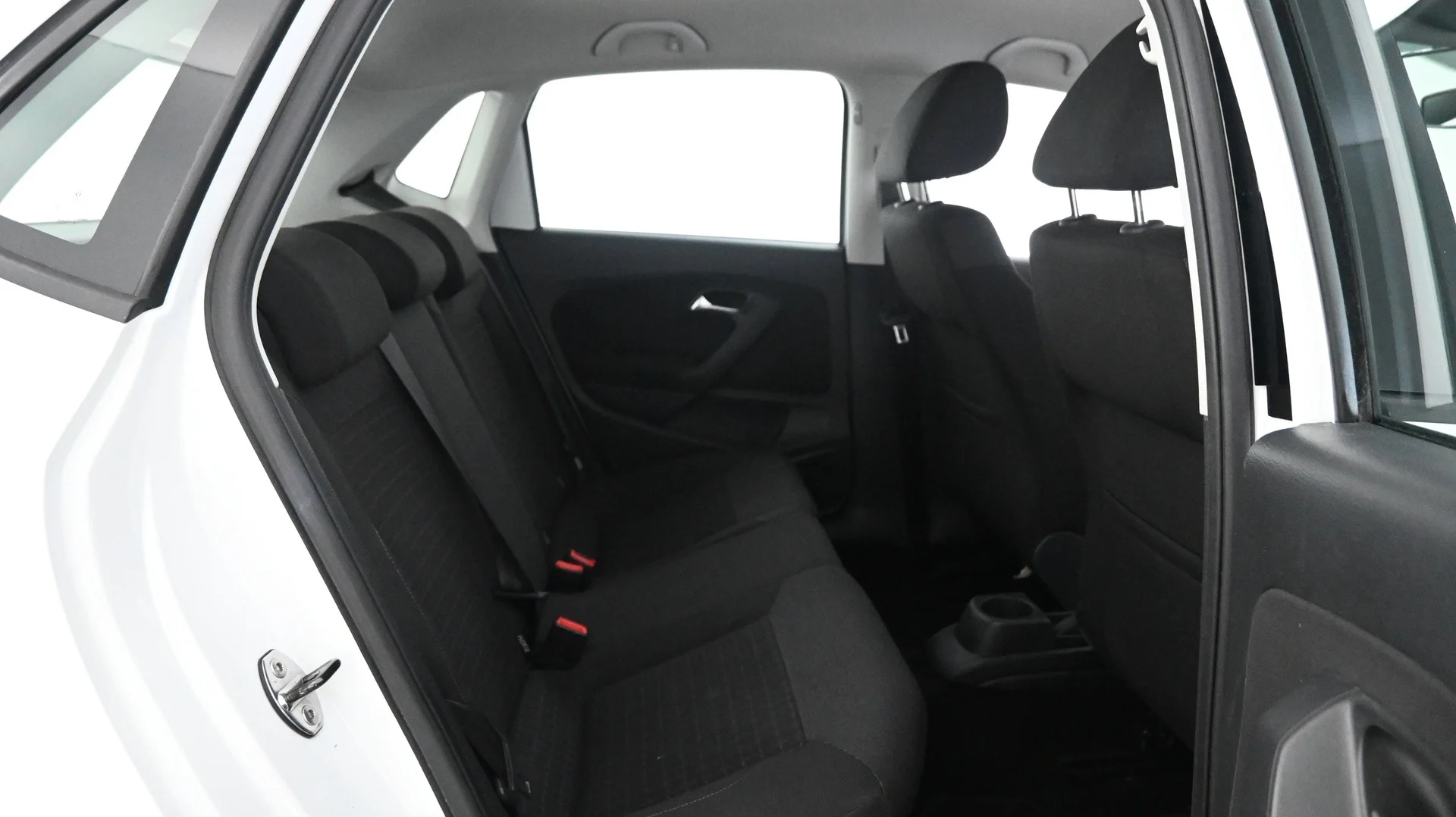 Car Image - MCLqa0VvSG8U7fUy9iqTf