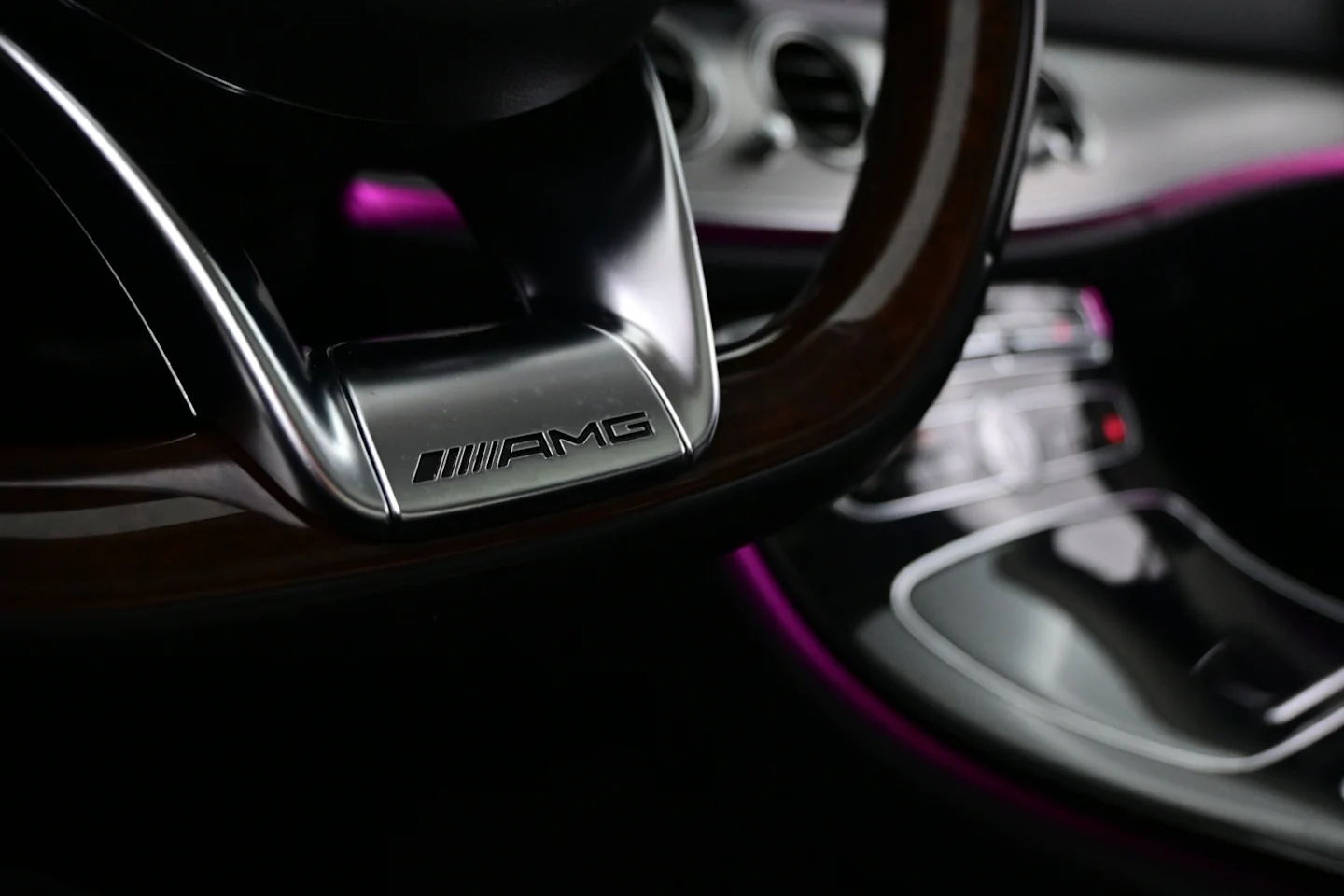 Car Image - 5i4SRH2w0zBK8NJgbttBe3