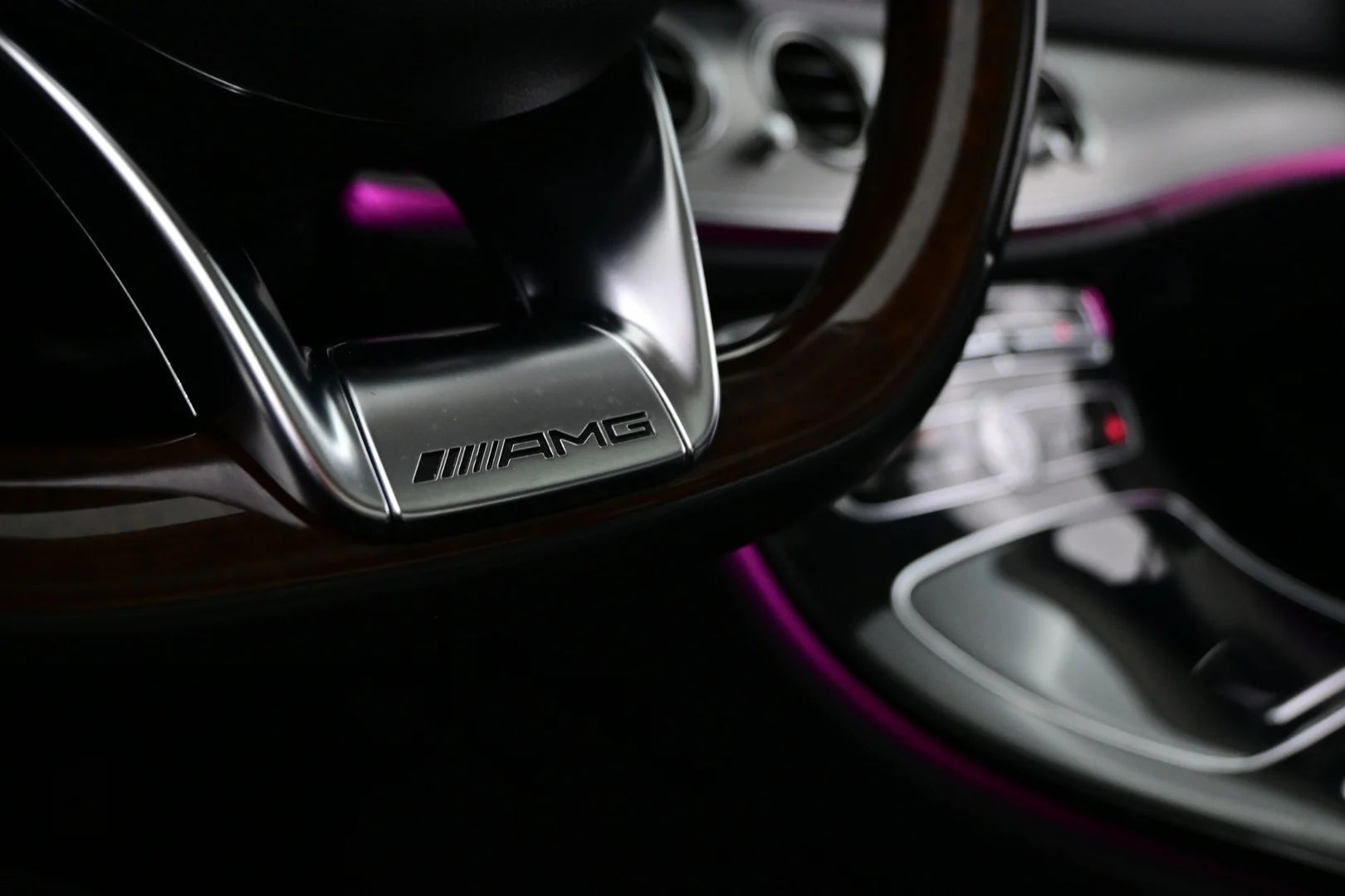 Car Image - 5i4SRH2w0zBK8NJgbttBe3