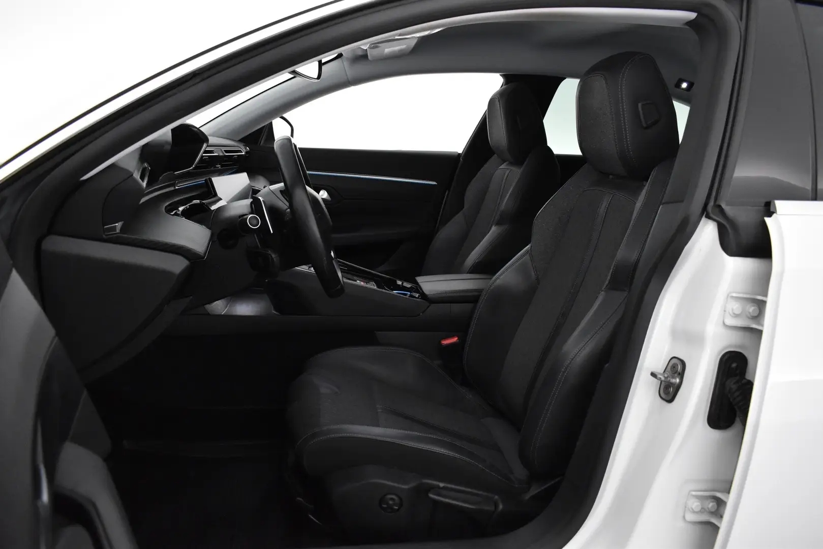 Car Image - ut5fq1Z5hH4C8EnIFZ6qM