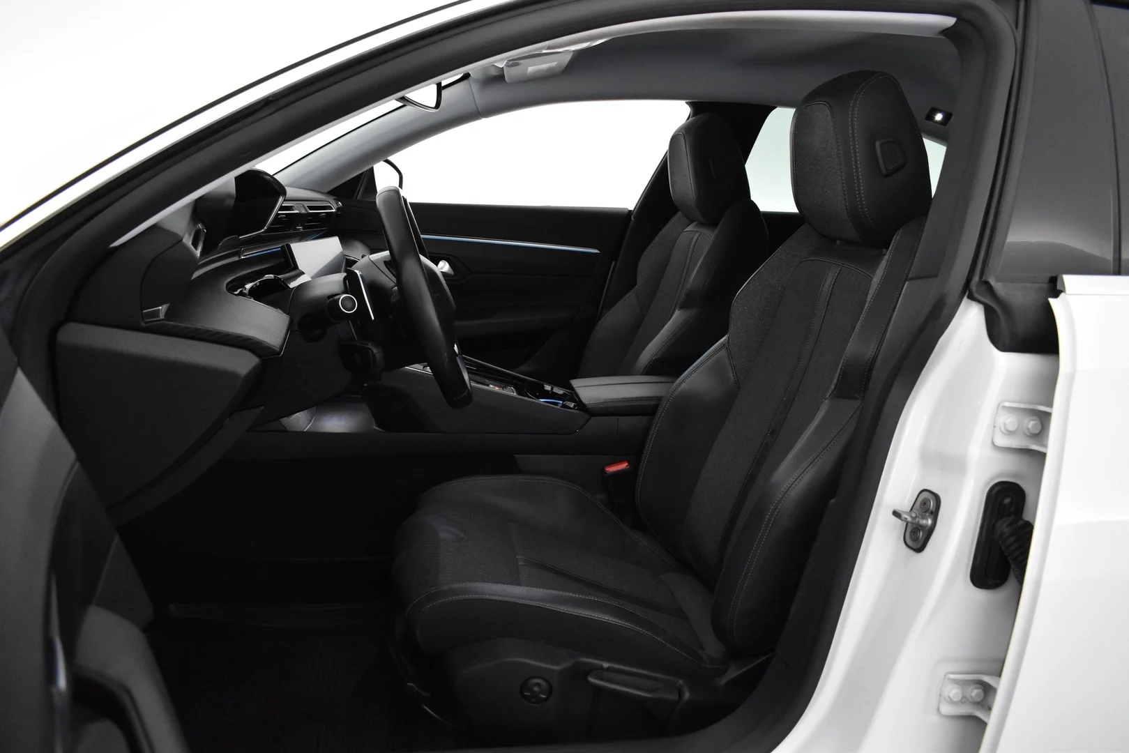 Car Image - ut5fq1Z5hH4C8EnIFZ6qM