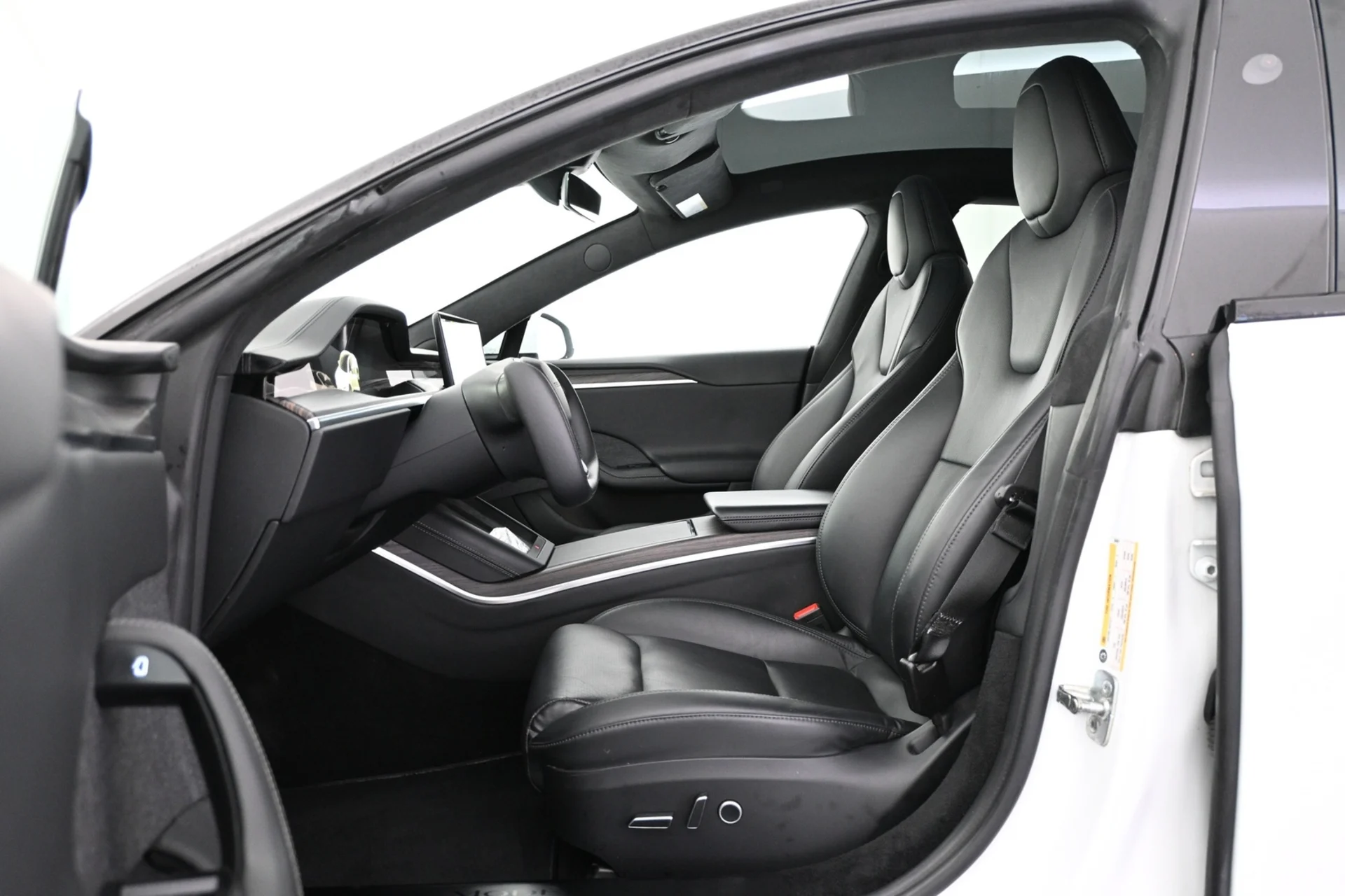 Car Image - 1K3Fo5rWTSqCE58g3vKmjN