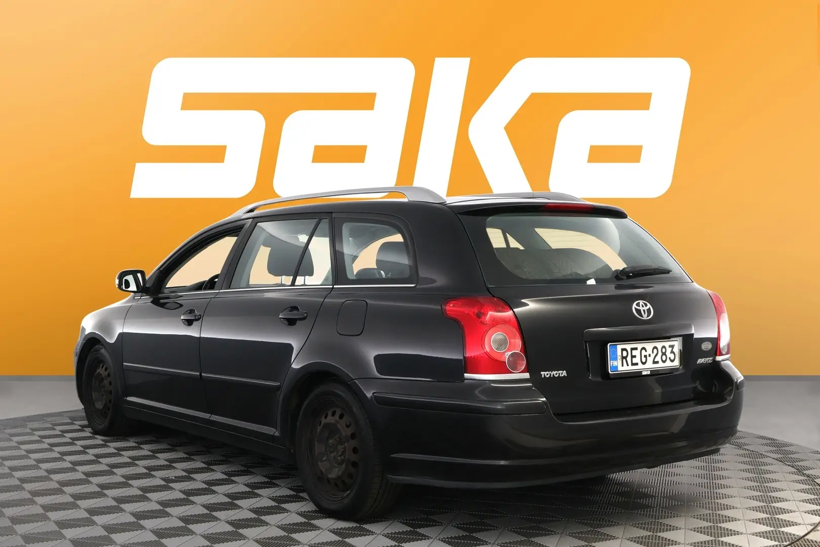 Car Image - 7GxoNuUNDPteTo8v9NU3df