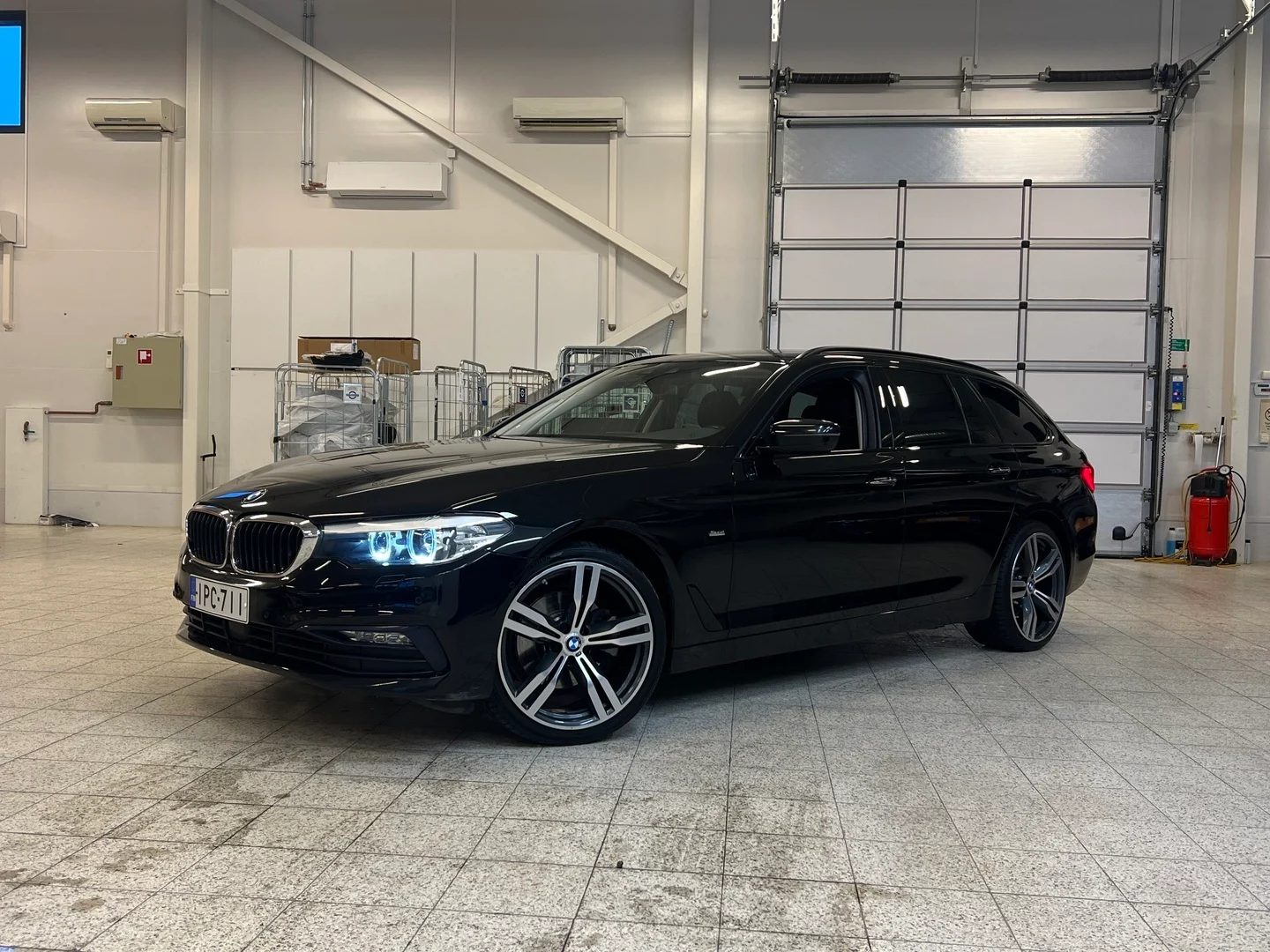Car Image - 51K9IZMZRhFtymjVKzBivQ