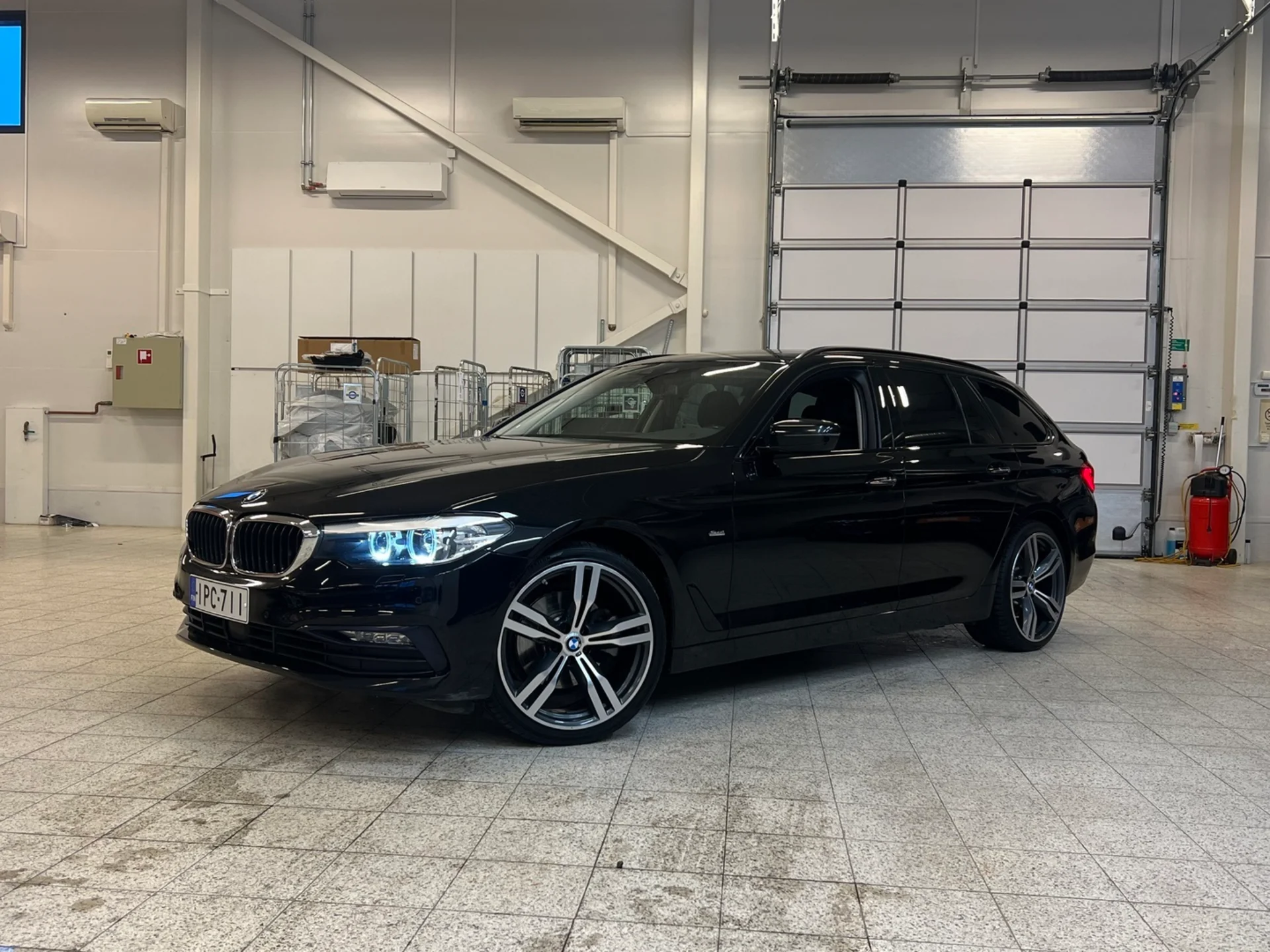 Car Image - 51K9IZMZRhFtymjVKzBivQ