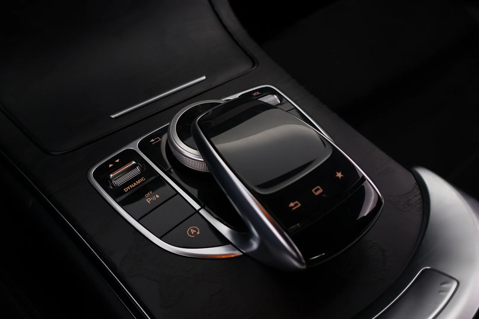 Car Image - 5OOOPeQNbuPf51cCRHEhbX