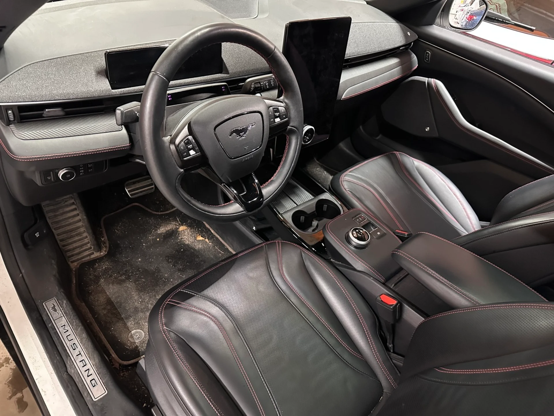 Car Image - 1phjQk5Q2Z4nsRfi5YADt6