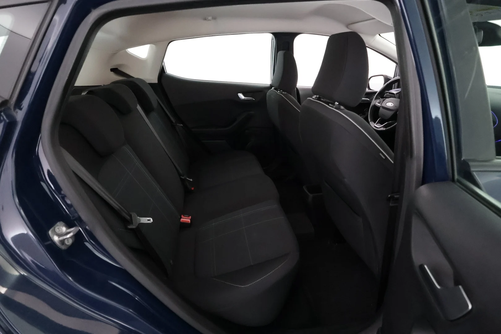 Car Image - 3RY55FYqWoAlayiqUD1jDD