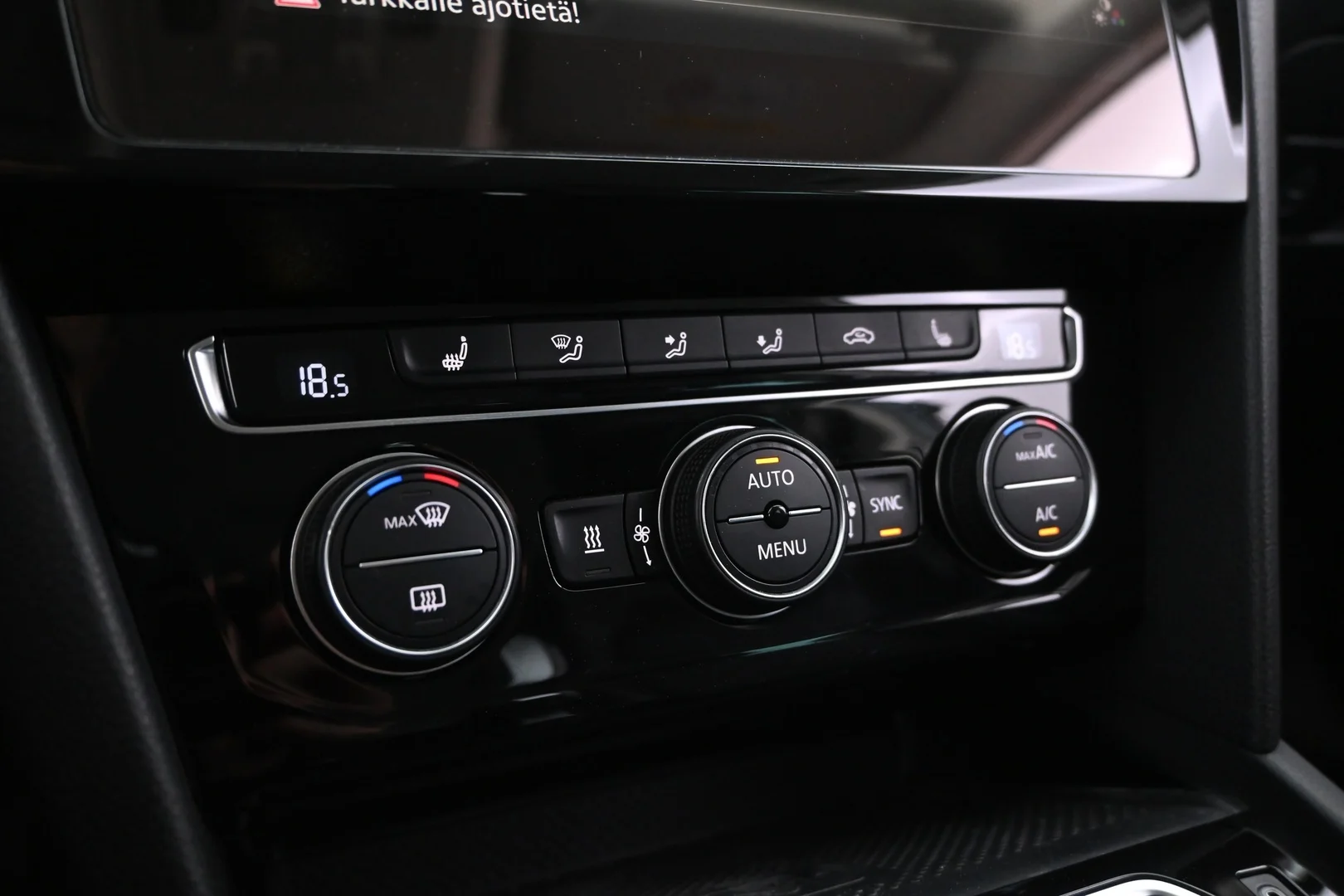 Car Image - d9s6pZVGxfeuZ2QMS6pR0