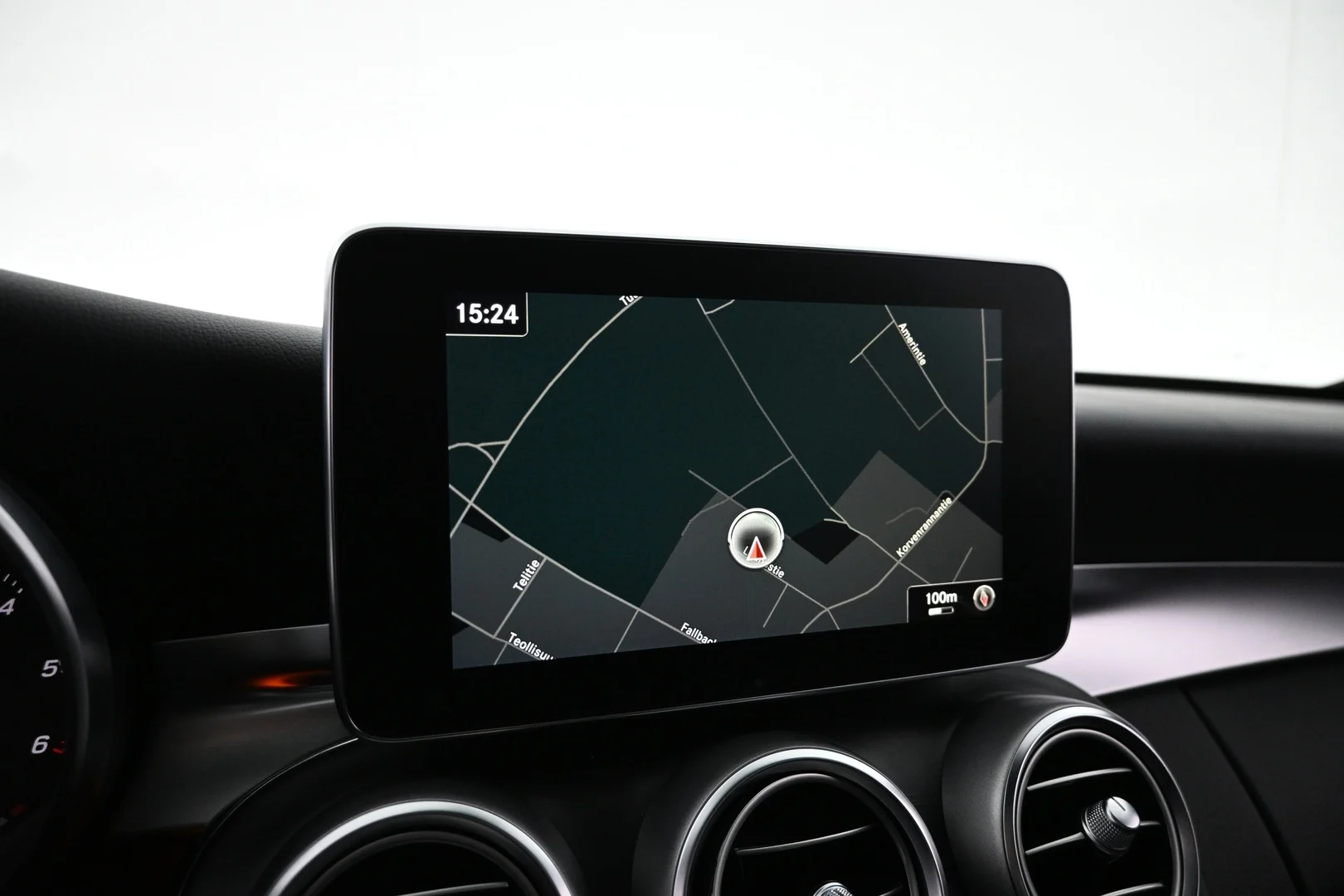 Car Image - 6xWnvwLnr8pyOyTXF0jr0C