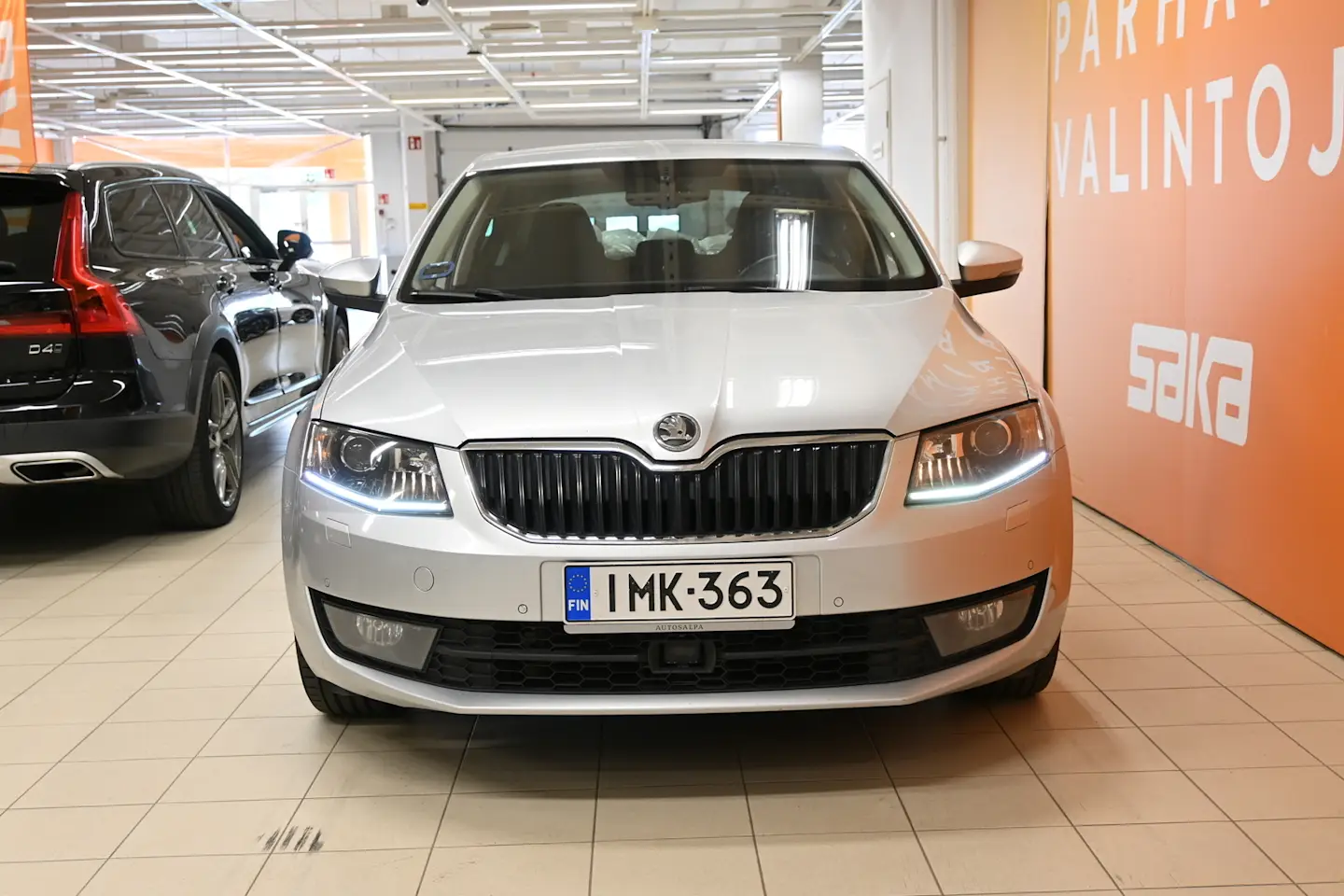 Car Image - 1O4ky3nPak7rU5HlWJGSs1