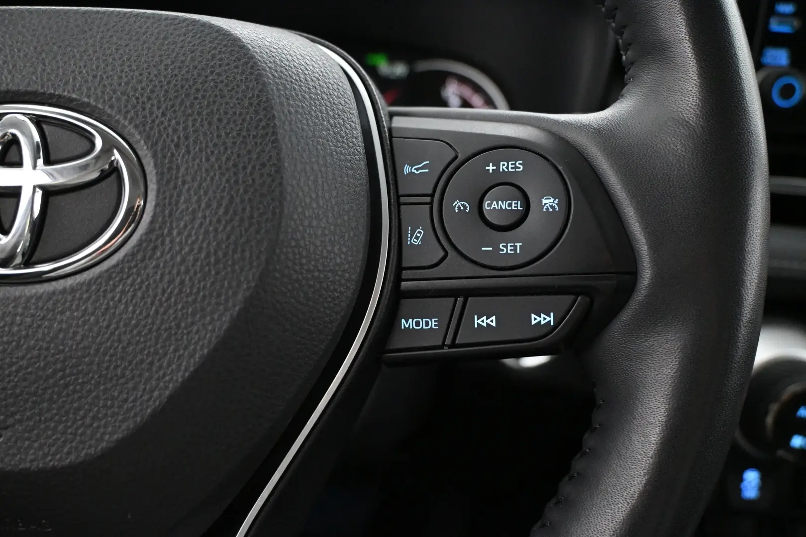 Car Image - 61YEtNx5Mond0WUjTs8CzE