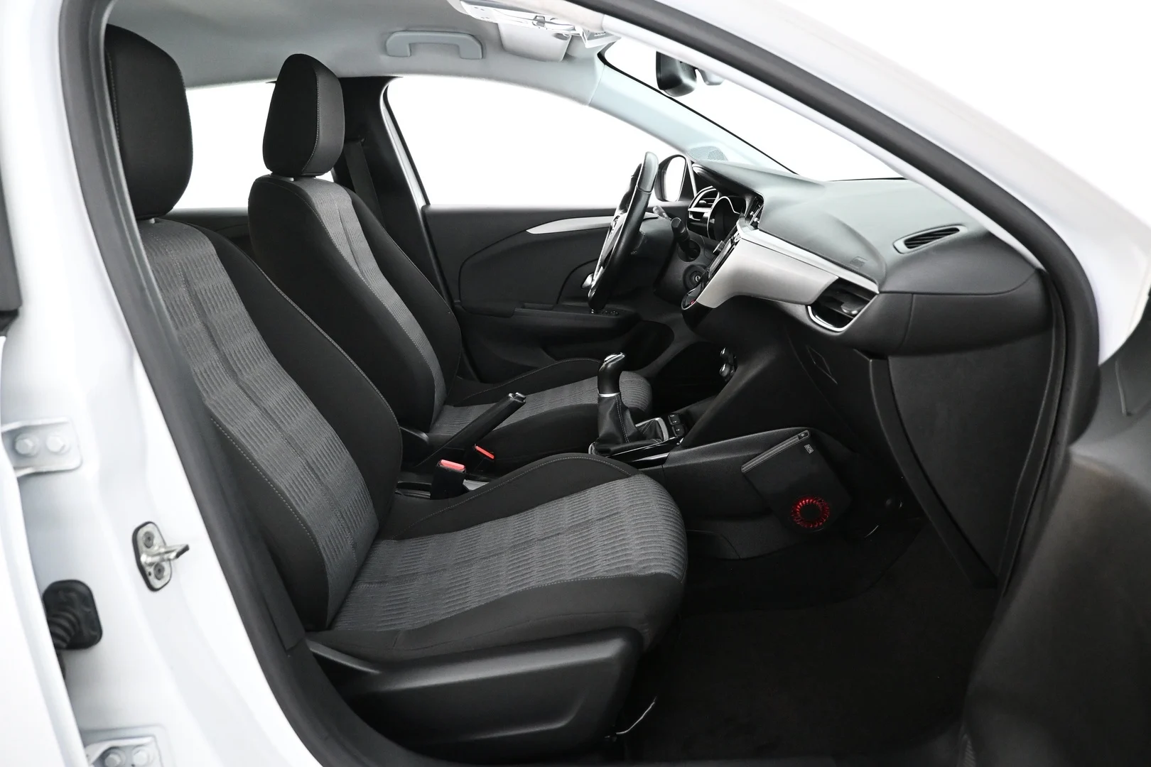 Car Image - 2B50P9udgfhTqeIofz3SJF