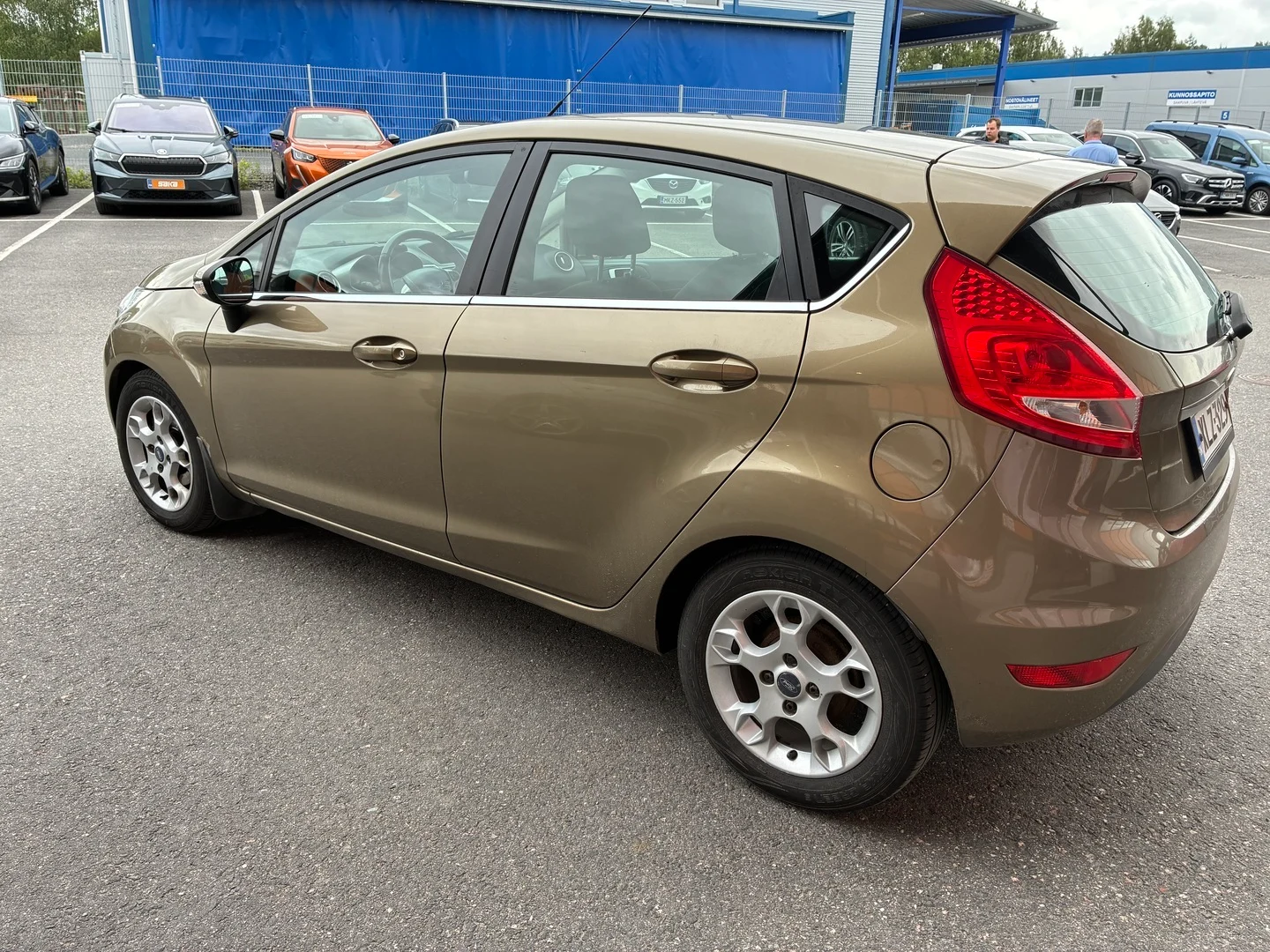 Car Image - 2ma0Vief5ooyEb8wkfjTpb