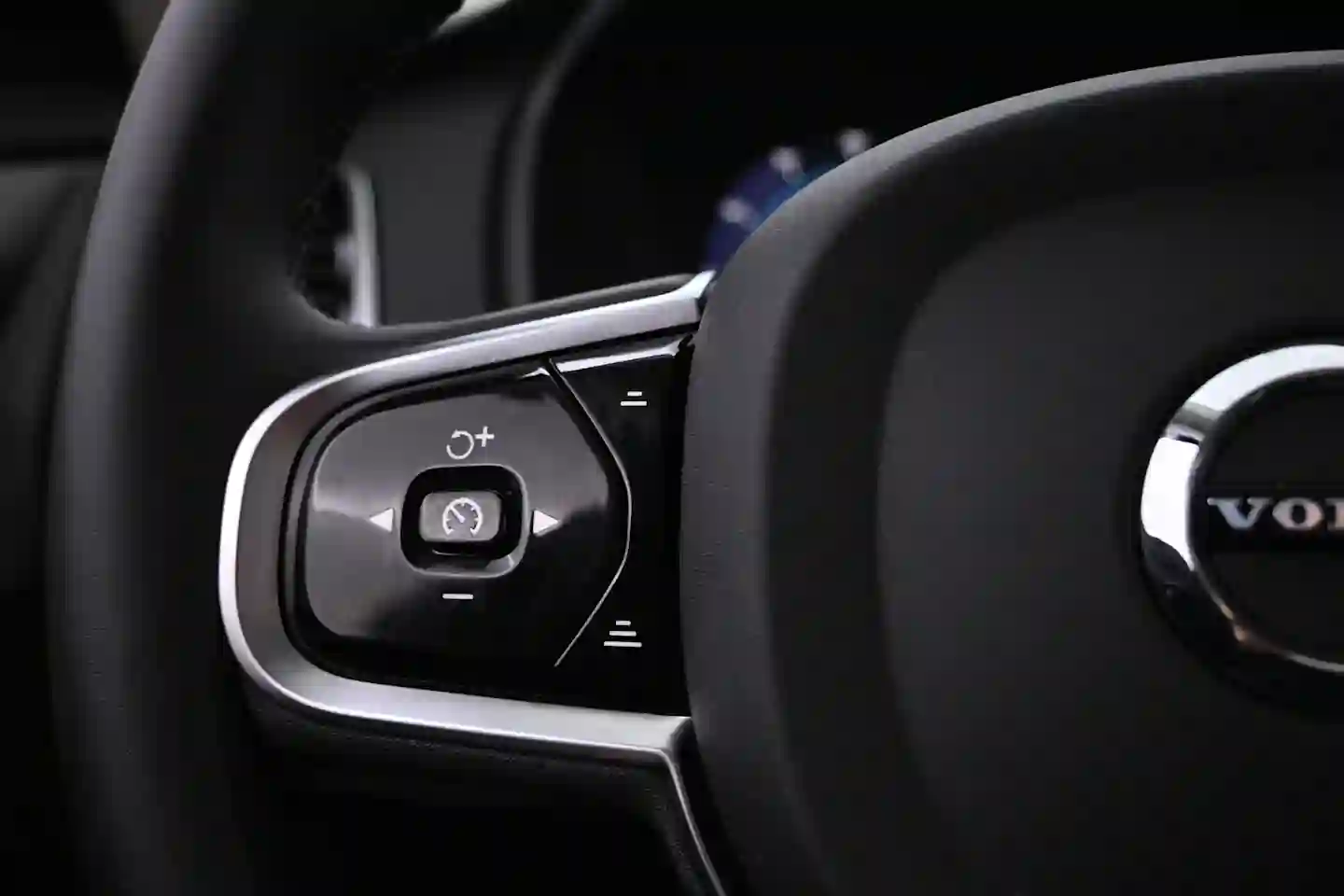 Car Image - 7jcOU7sDStPqsqZXKLF9b4