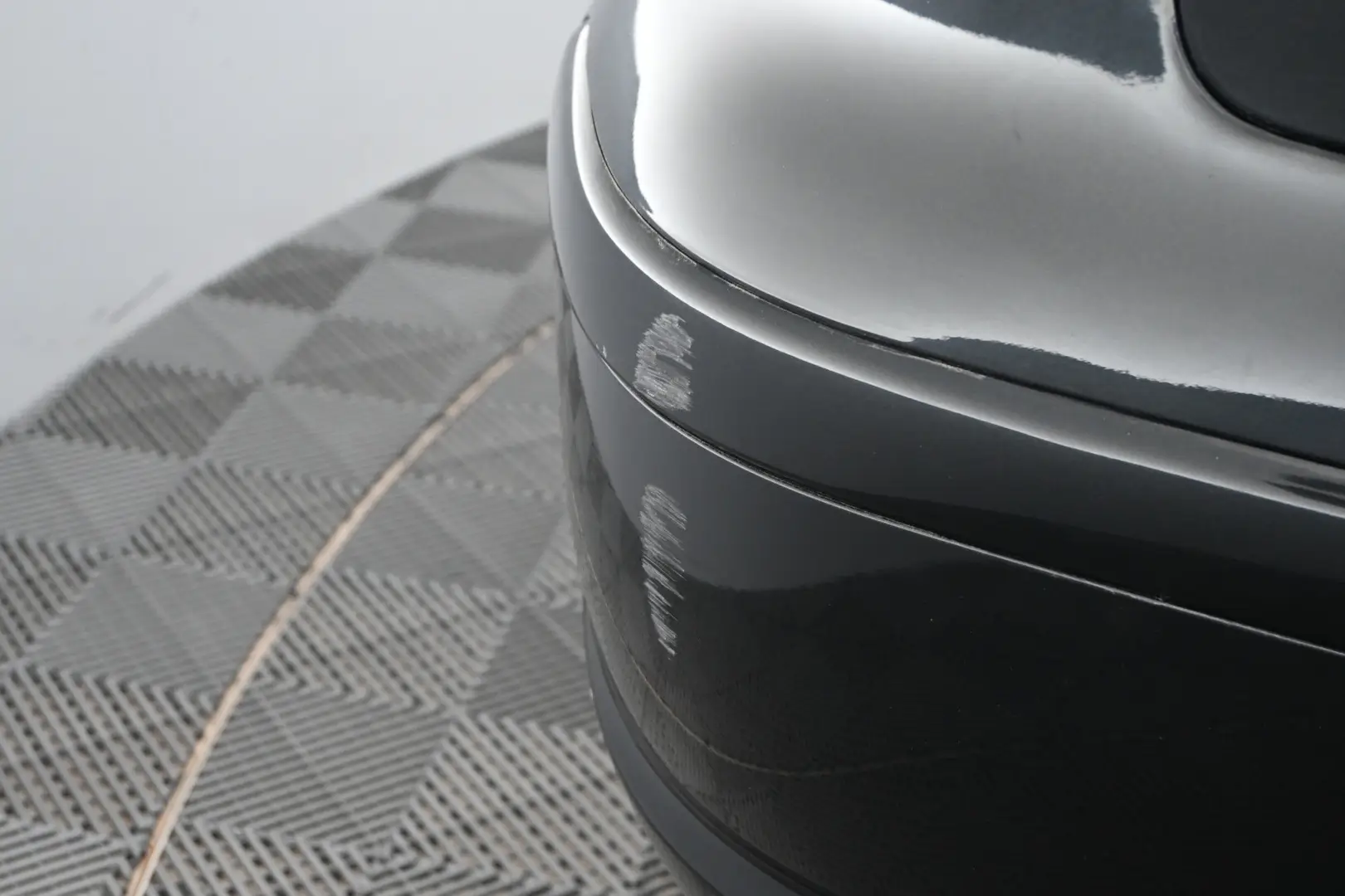 Car Image - 27vZu7Y7tqbDjfG2lt10zB