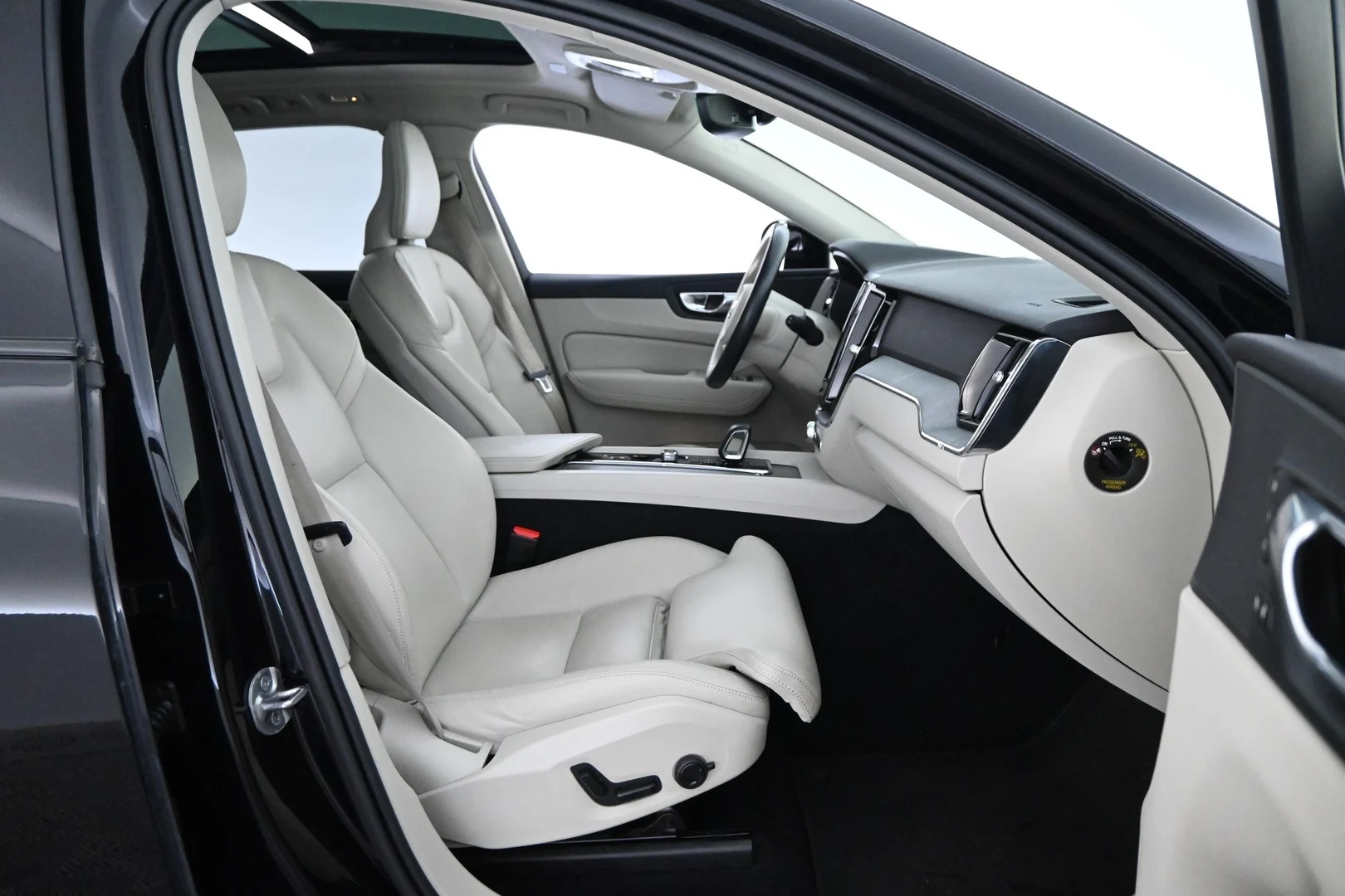 Car Image - 7a5zLtSxtKcNFXMUjS6bh9