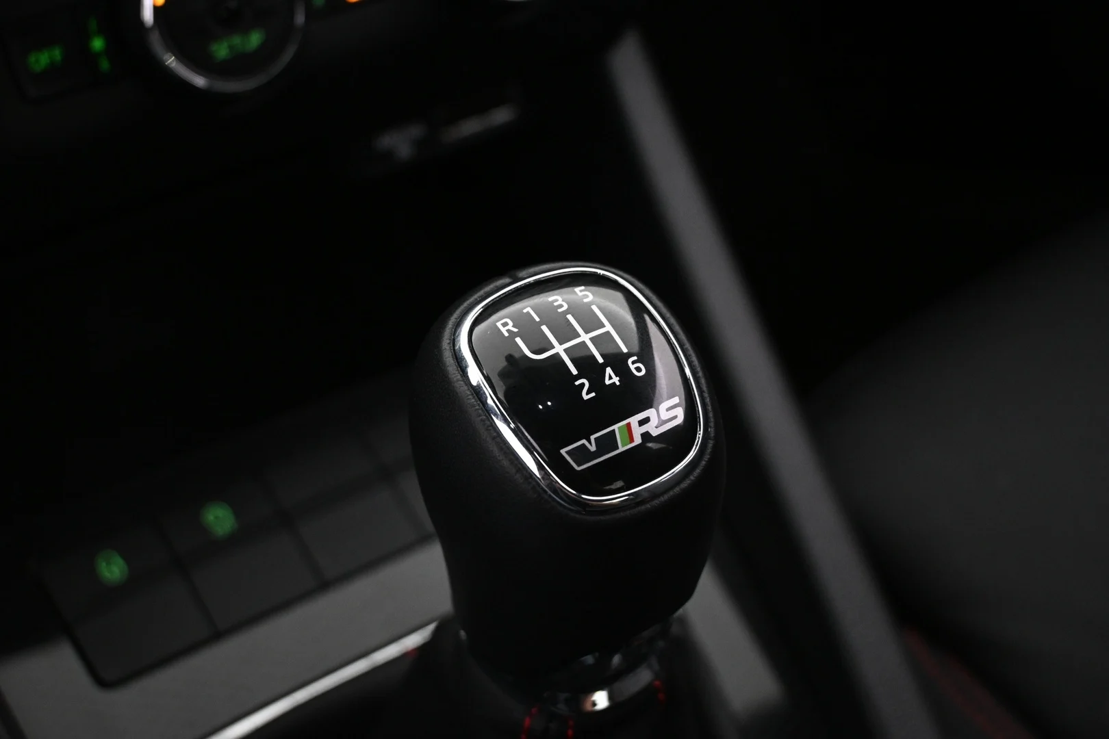 Car Image - 781GFN3ZSYPGylXIAJVXz8