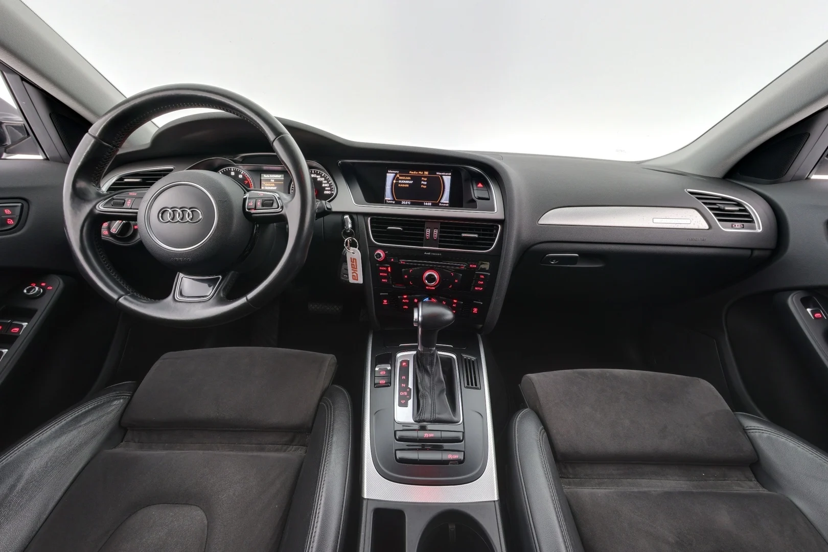 Car Image - 6wnUzD850k42O3SyLzFYYm