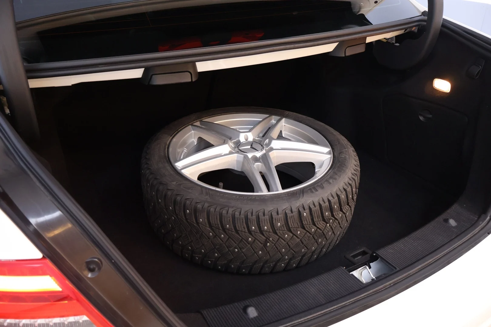 Car Image - 6Msgr33g3BvlRlzsiGsVC3