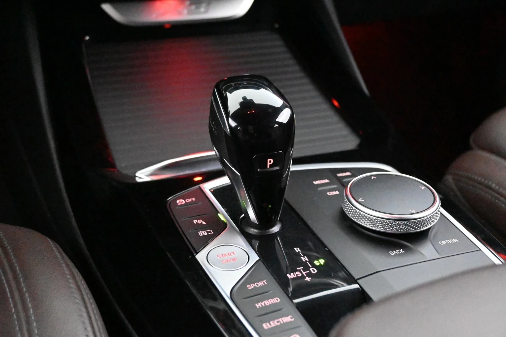 Car Image - EEzZxQZQxcp64neabUrU9