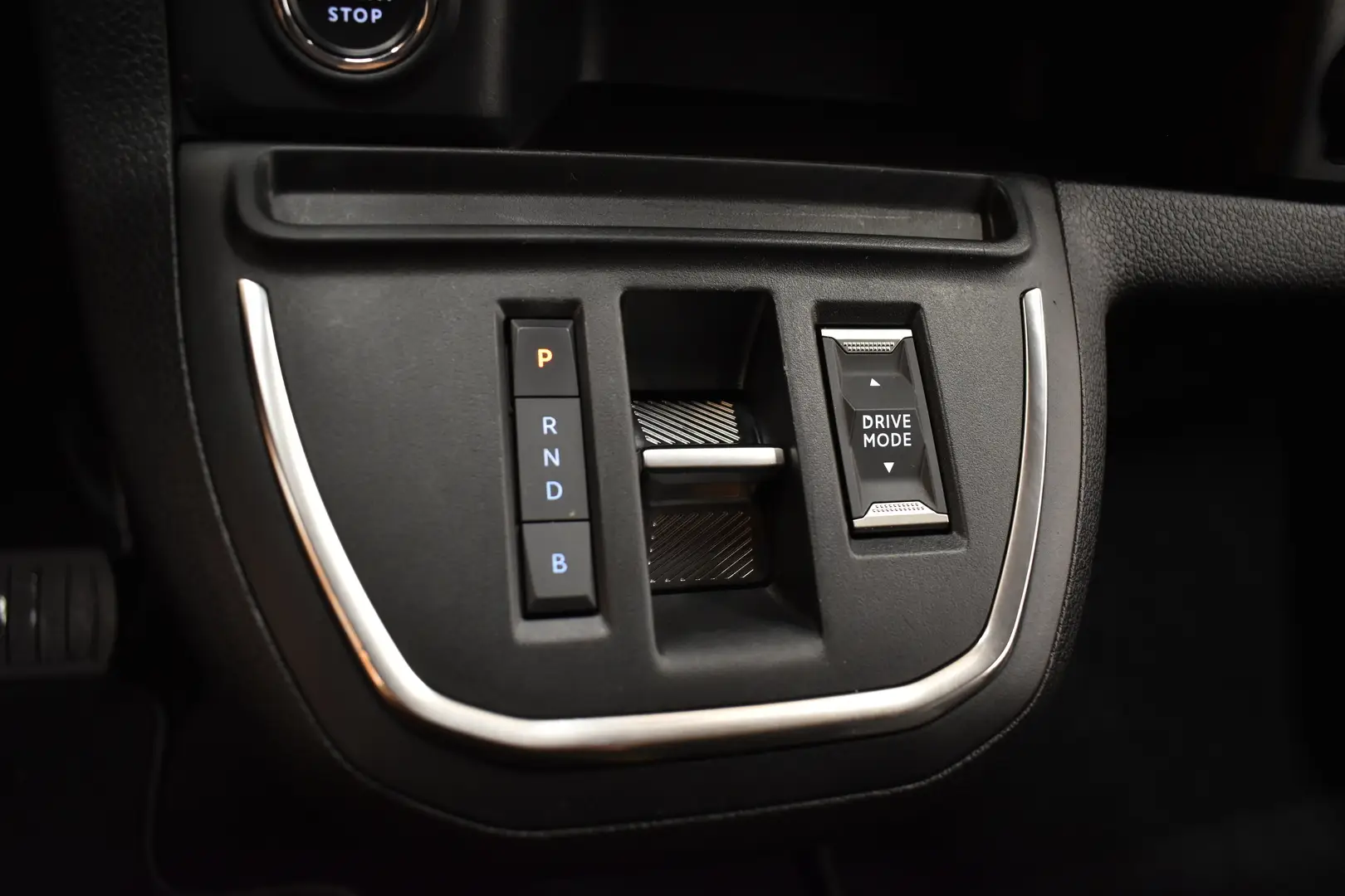 Car Image - 6HnNqyu5J5Dz7bgOiF0ZzJ