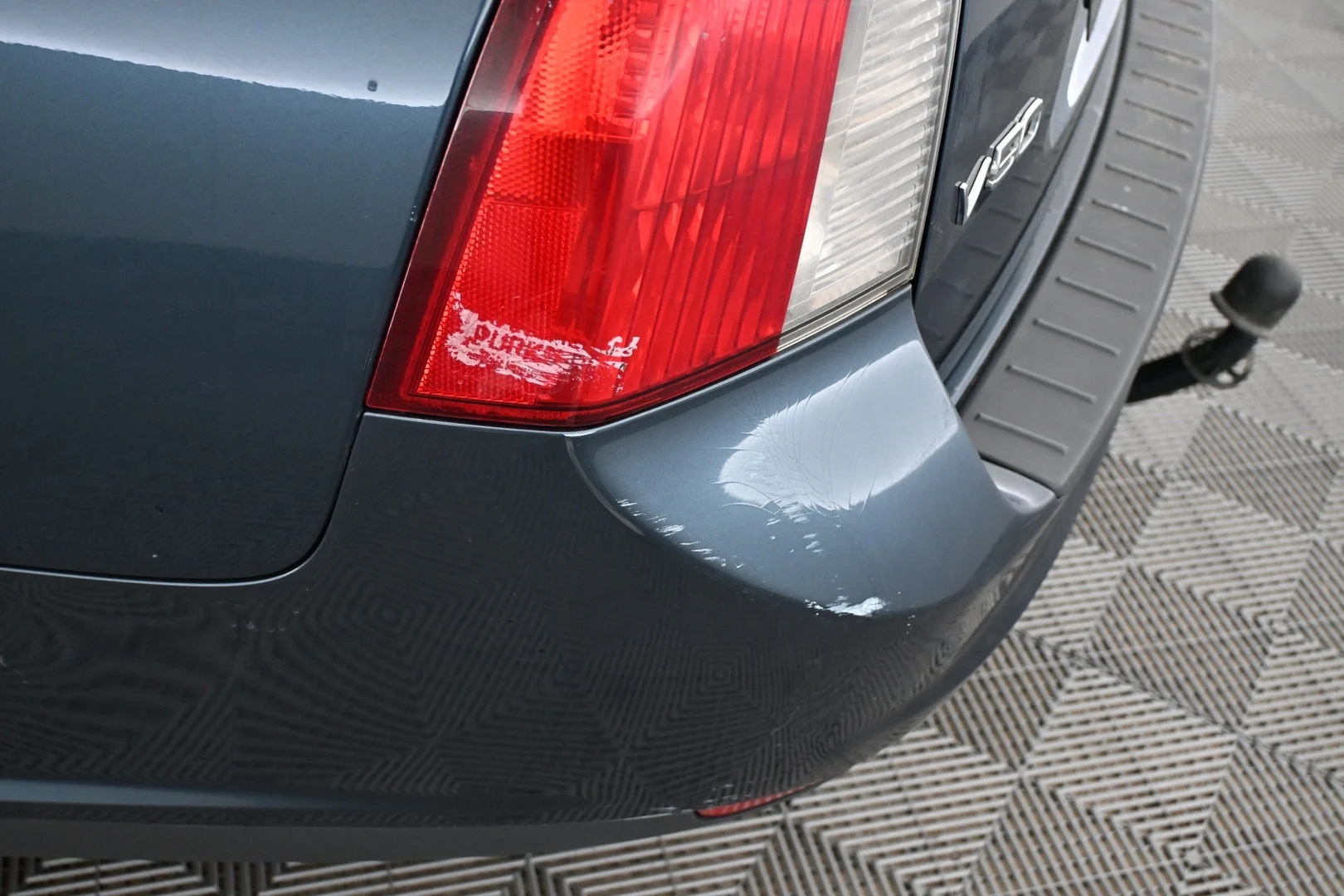 Car Image - 3y4KoNkvgp3gNbFCSdkDN4