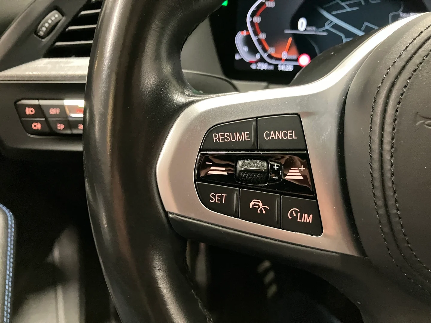 Car Image - 6Rxit3SbP7rqbuVOMOz8S3