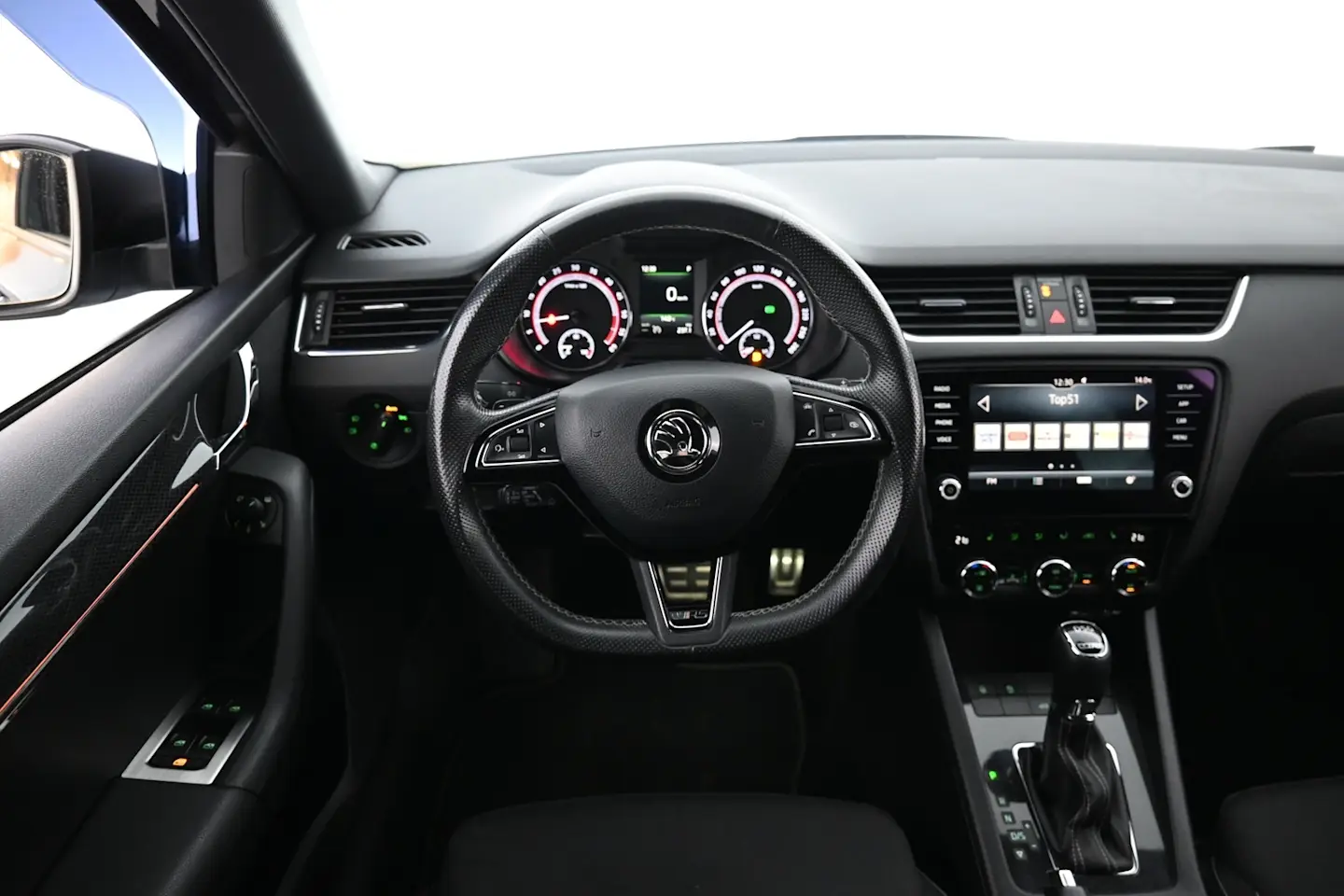 Car Image - 2Vcn7TZ0TAllvBqqhYgZ32