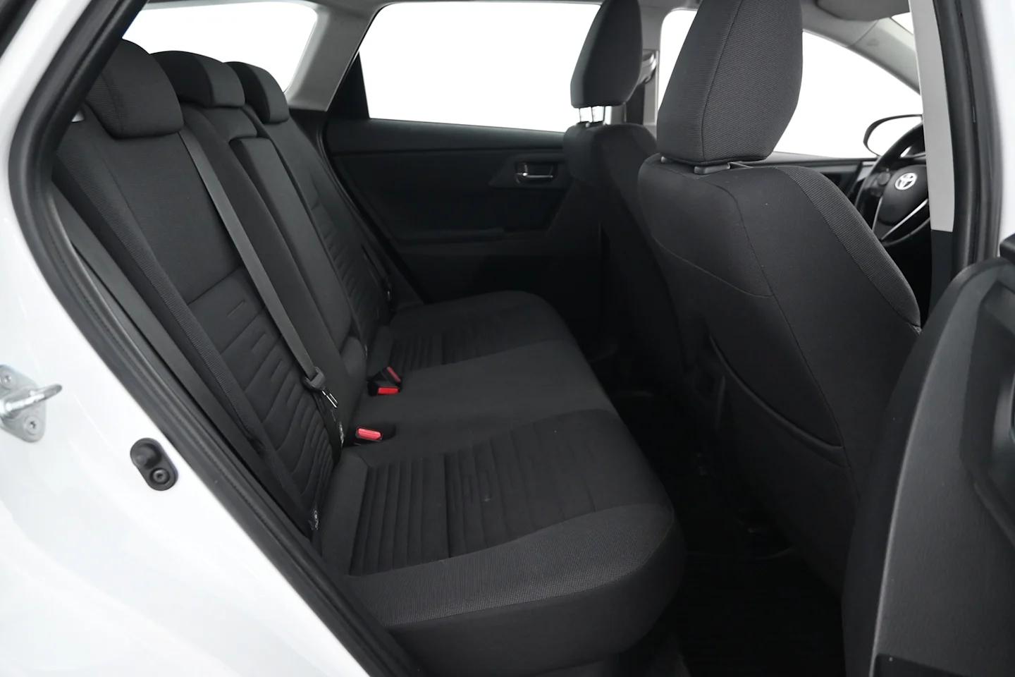 Car Image - 1YJoG7vlChOuRUp4UGqs9