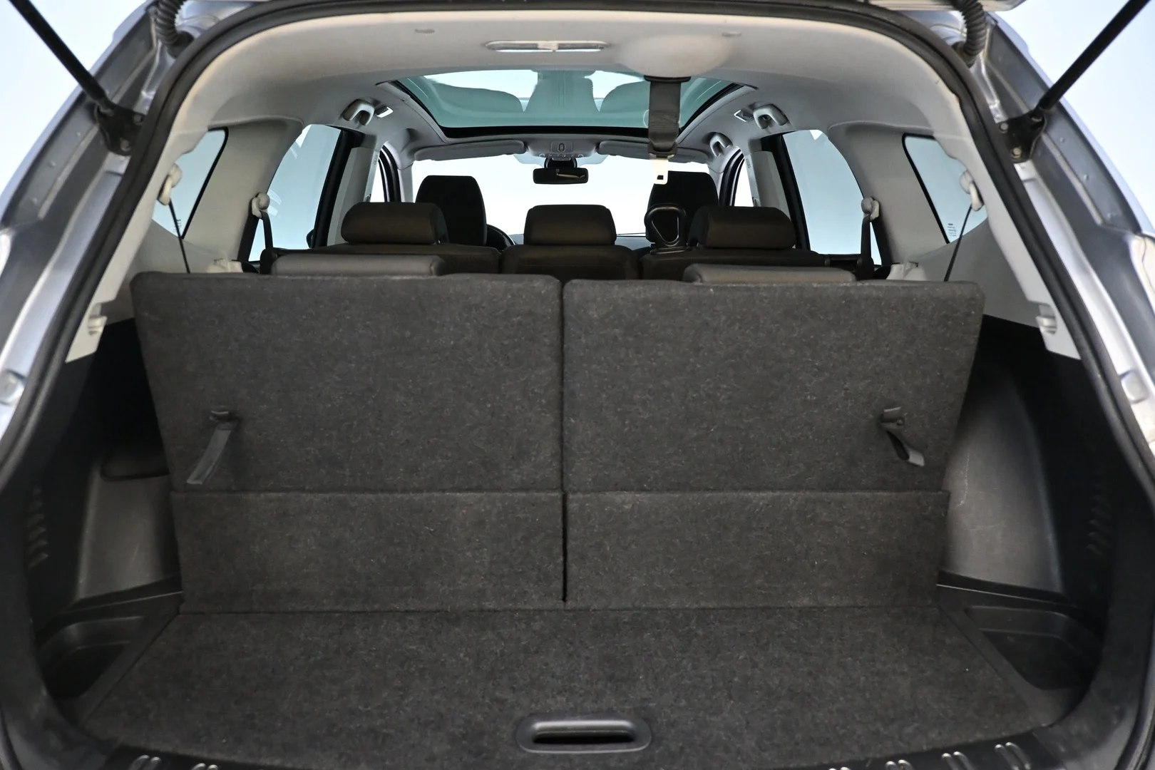 Car Image - 6JrN3gJiWmBSFj141RD389