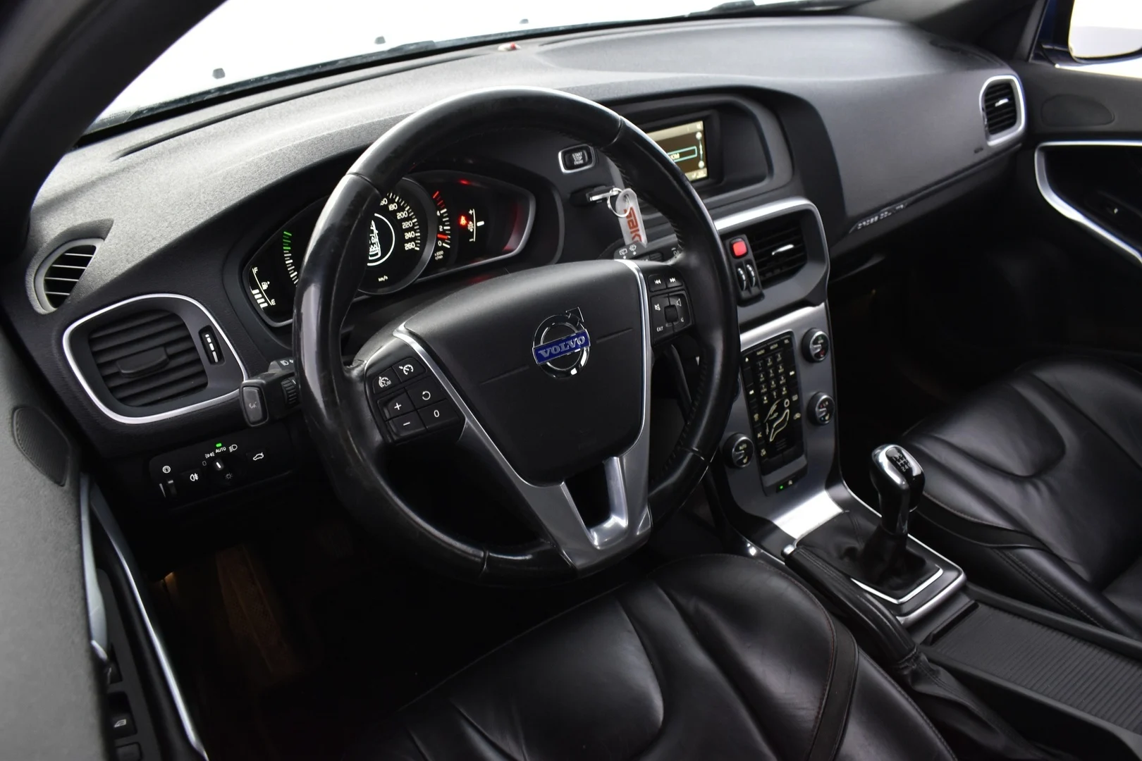 Car Image - 74Agym7sfezqJhBy9GjRGw