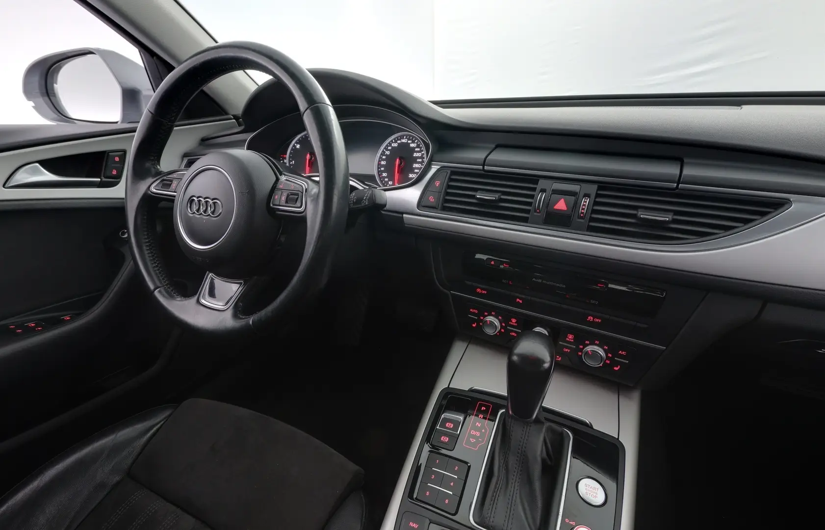 Car Image - 38offIIEqNCyQxdQmrHOOp