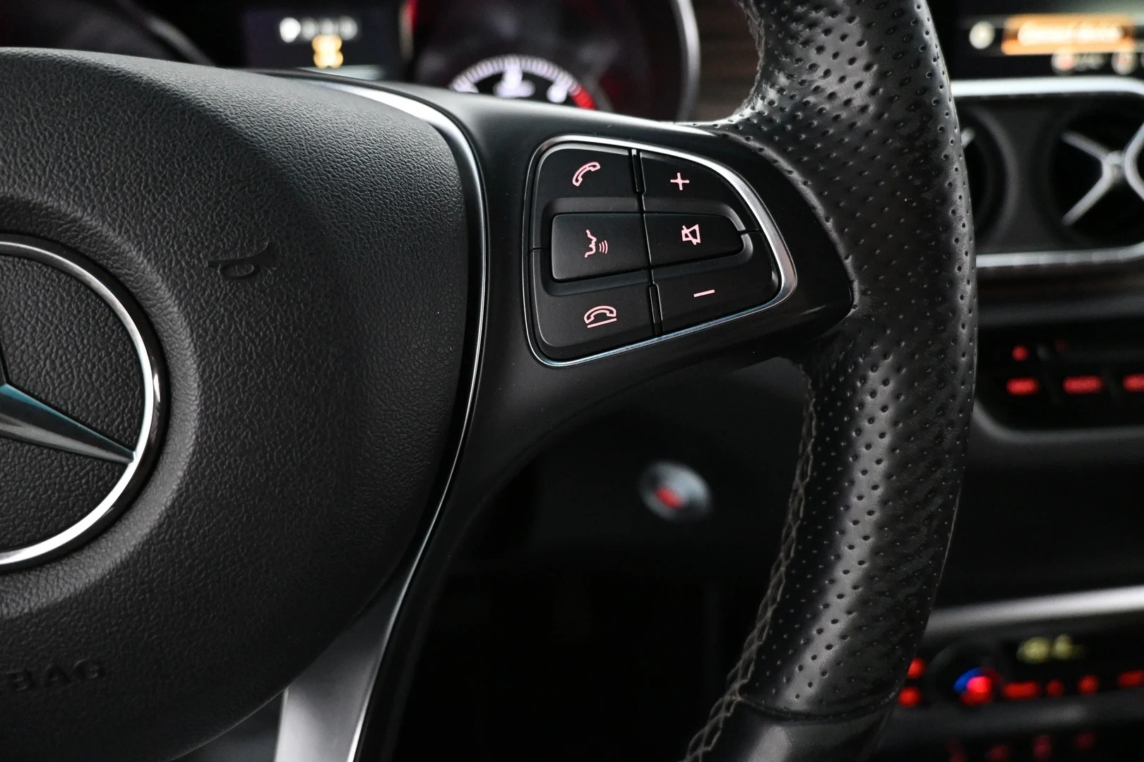 Car Image - 4rOV9sJswfv7s9RLe1dk7m